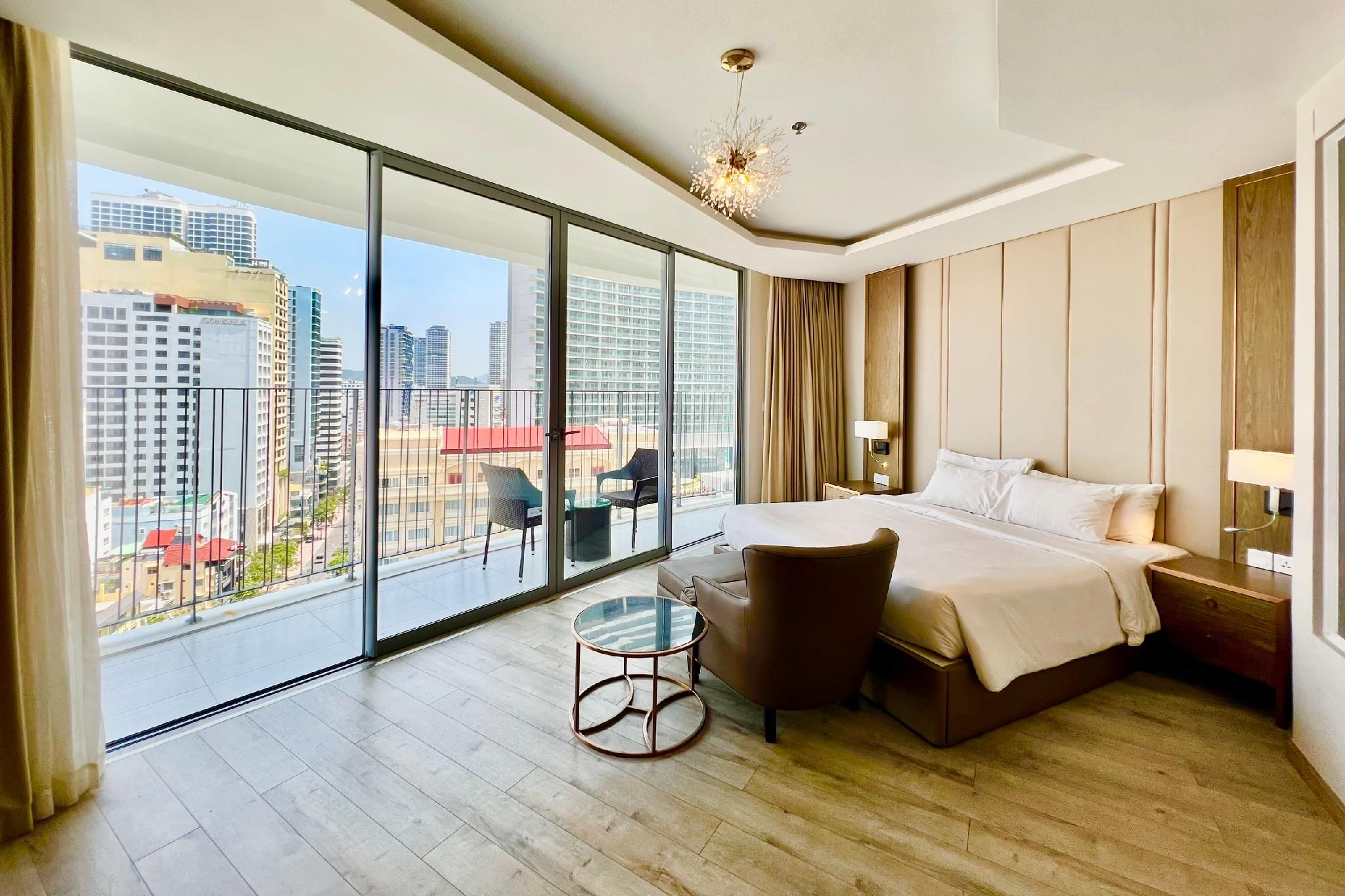 Executive Partial Ocean View