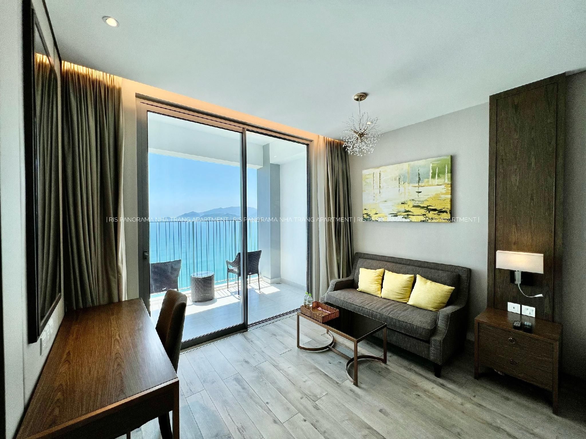 Panorama Center Ocean View