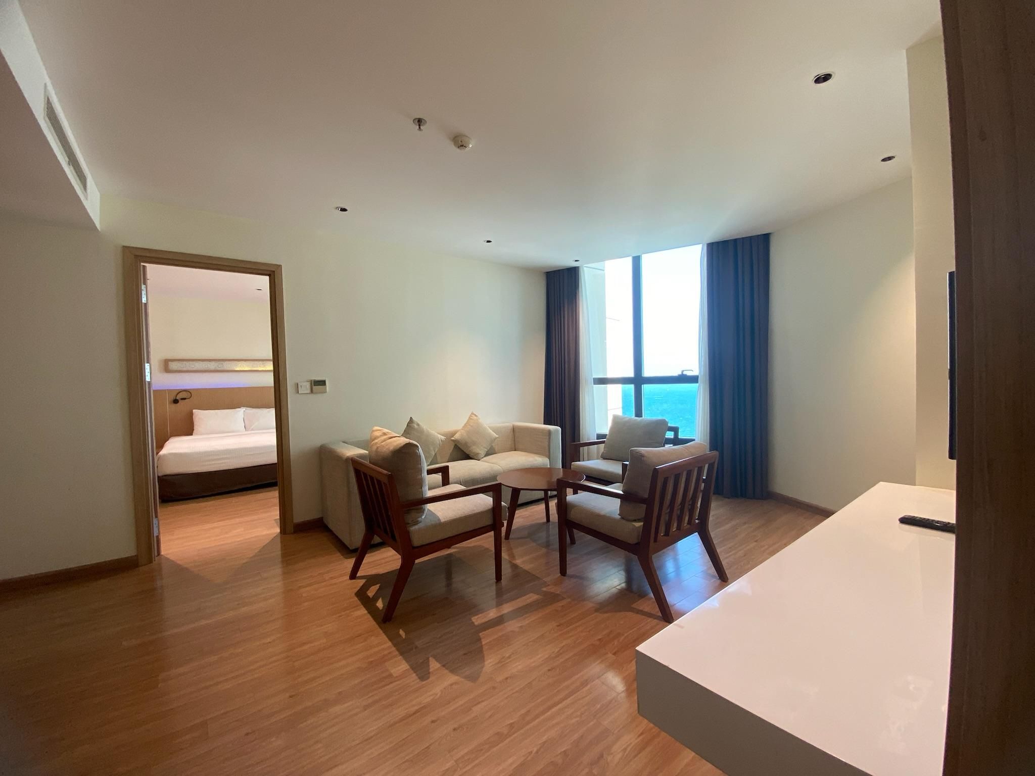 Oceanfront Family Suite