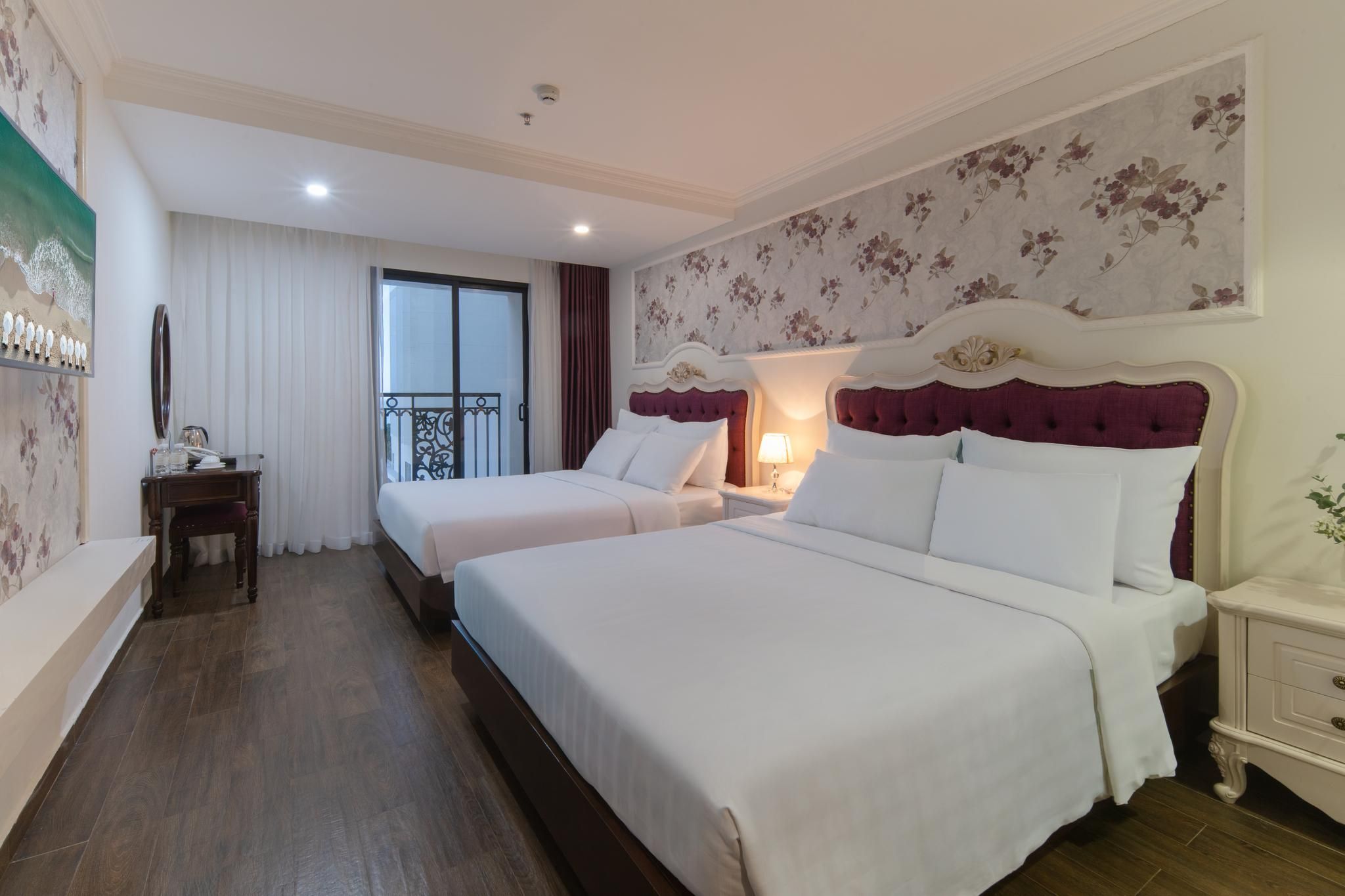 Executive City View Triple Room with Balcony
