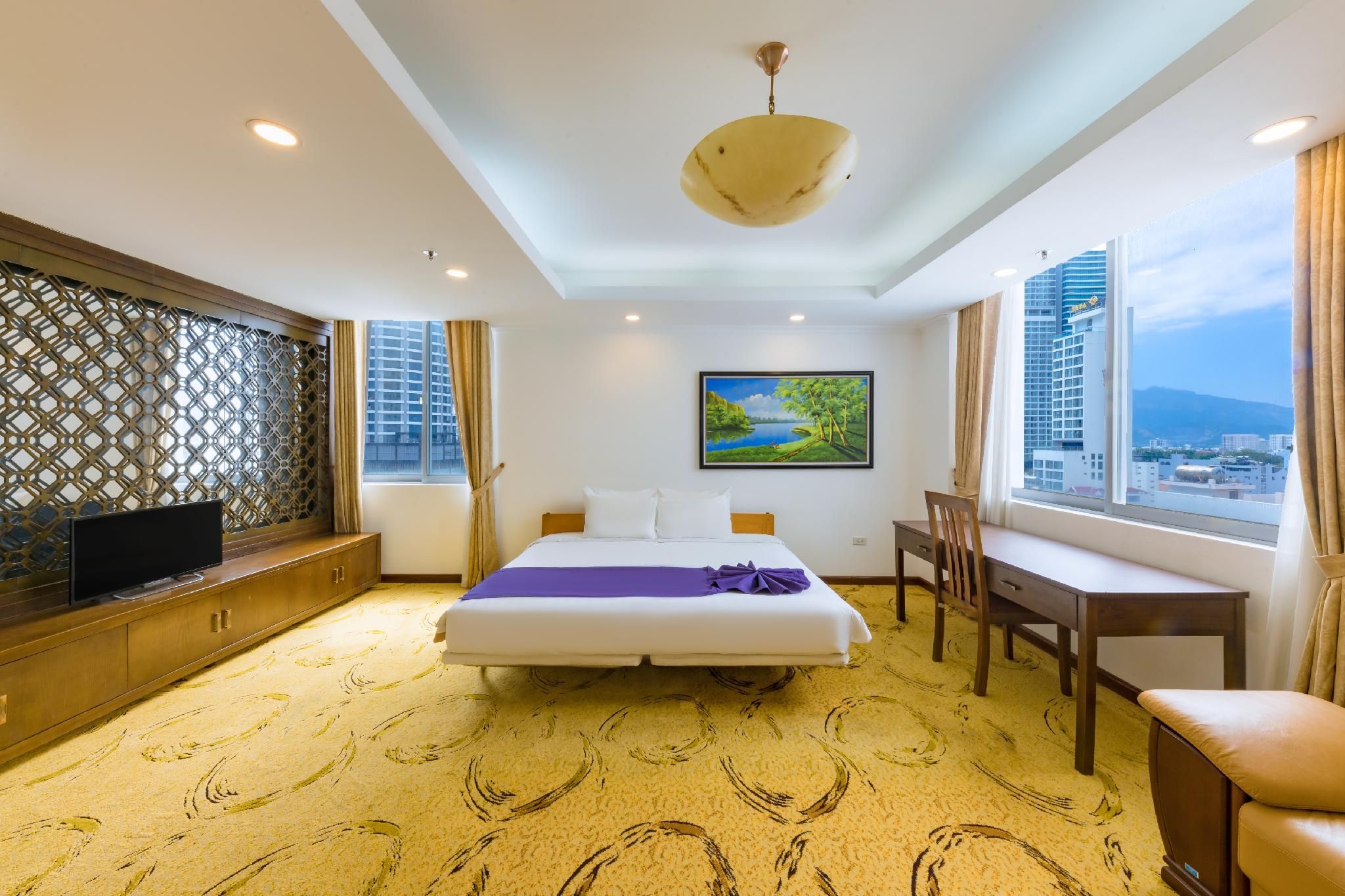 Deluxe Suite Triple Room