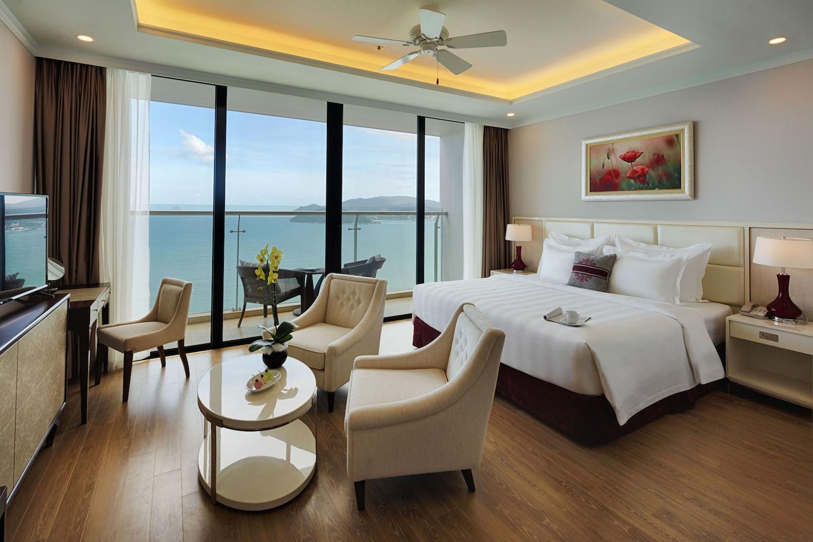 Grand 2-Bedroom Ocean View Suite
