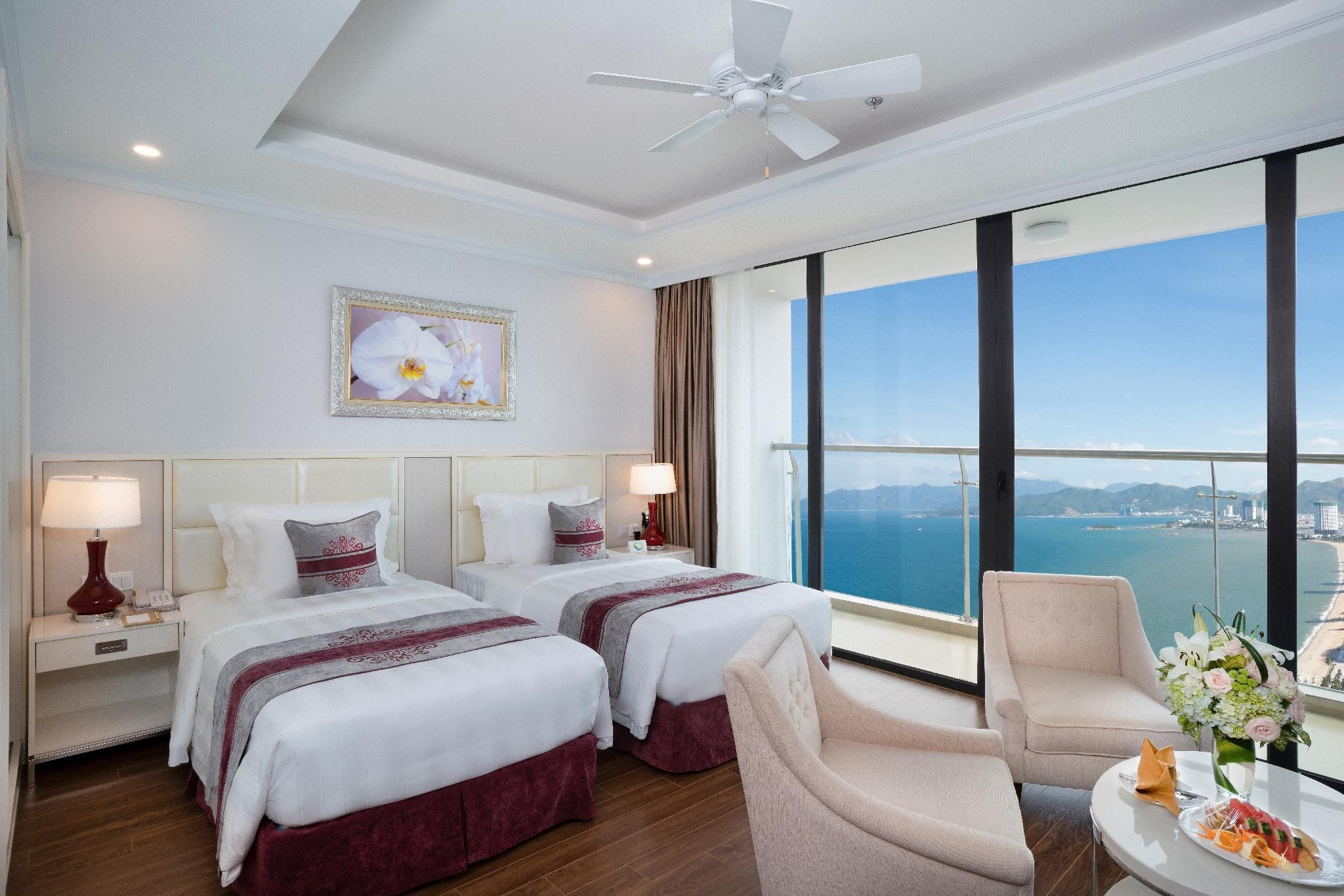 Ocean View Studio with 2 Single Beds