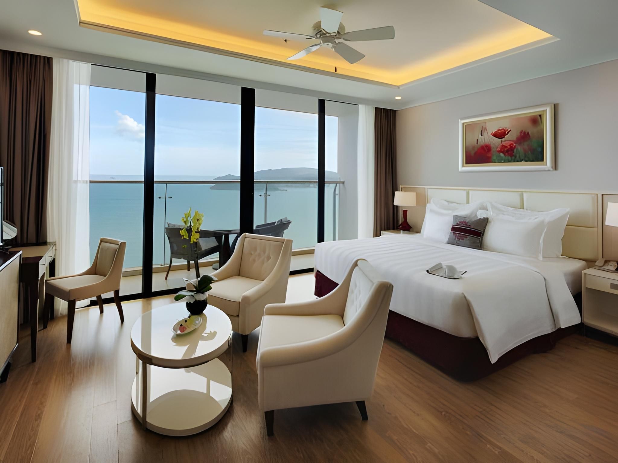 2 Bedroom Ocean View