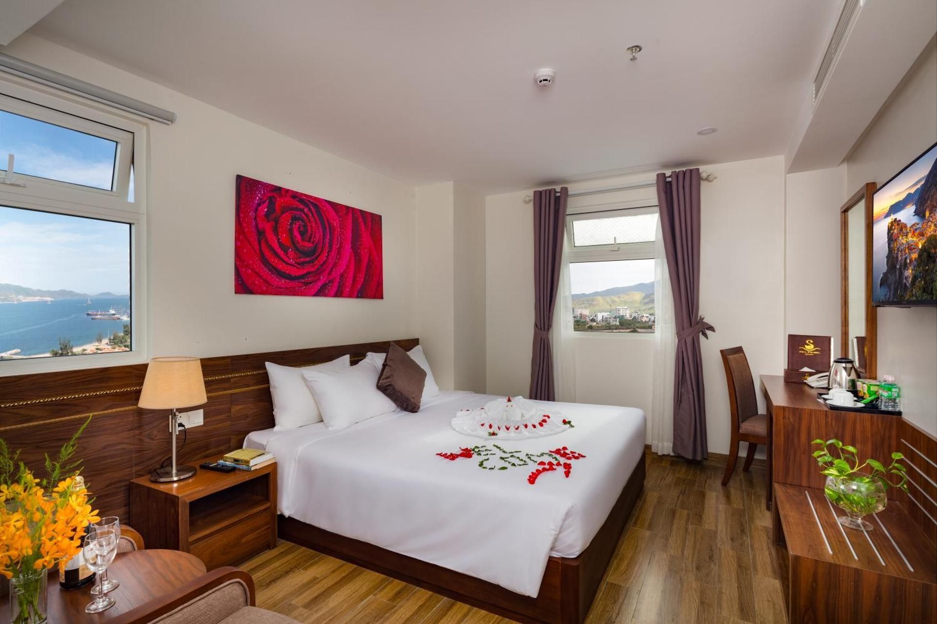 Deluxe Triple City View