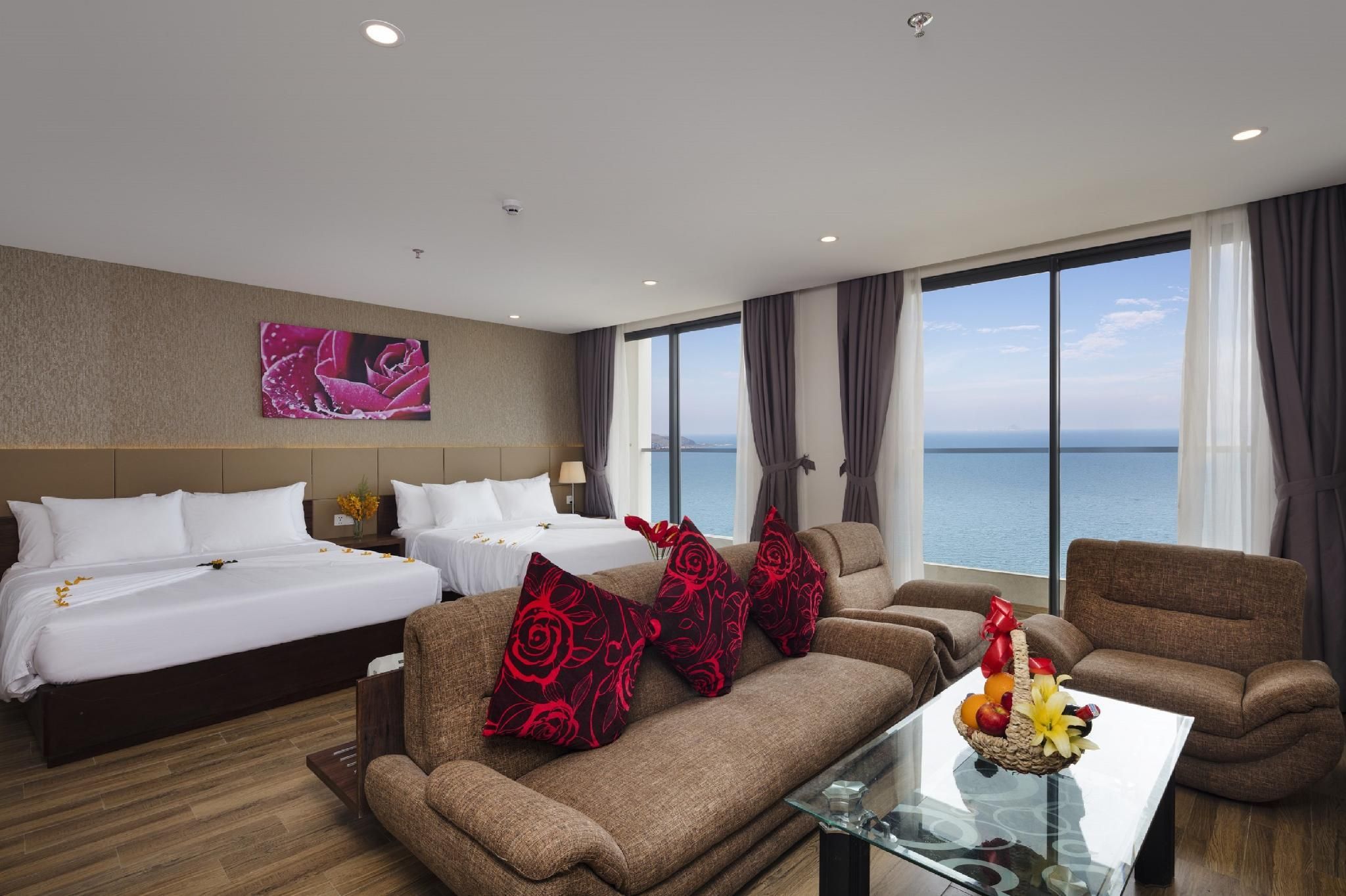Family Suite Sea View With Balcony