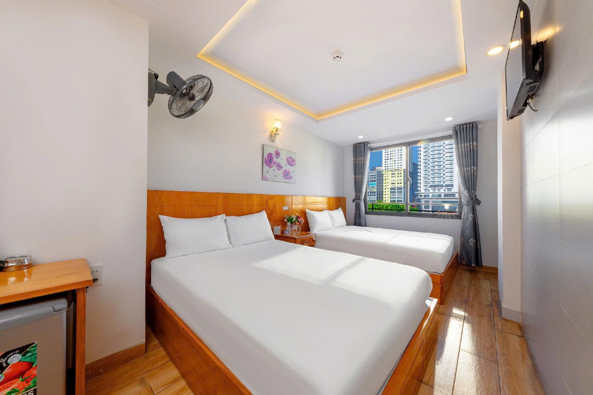 2 Queen Beds Deluxe With City View