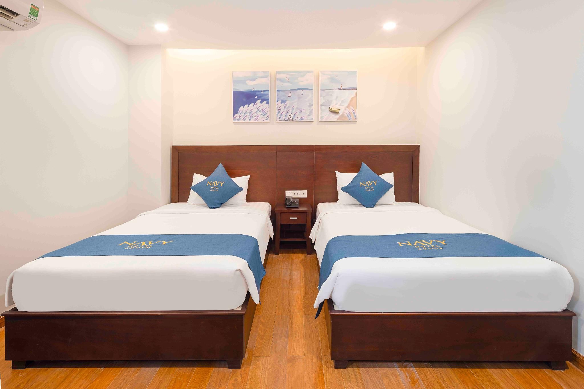 Standard Twin Room without Window