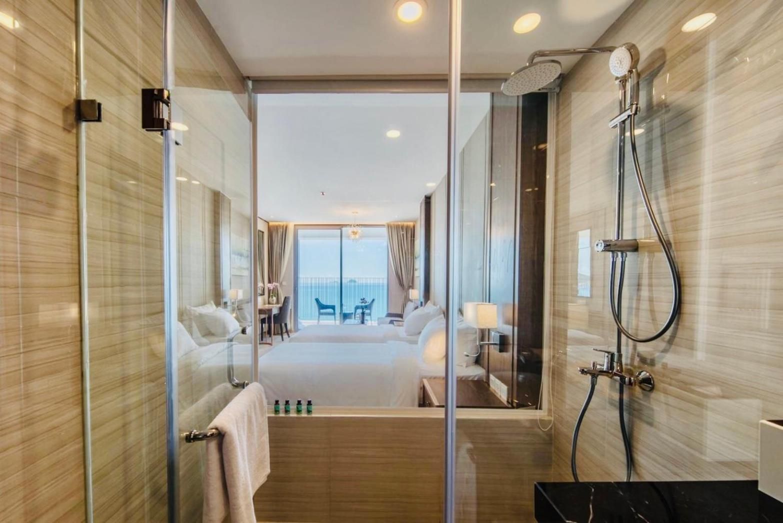 Deluxe Twin Room with Sea View