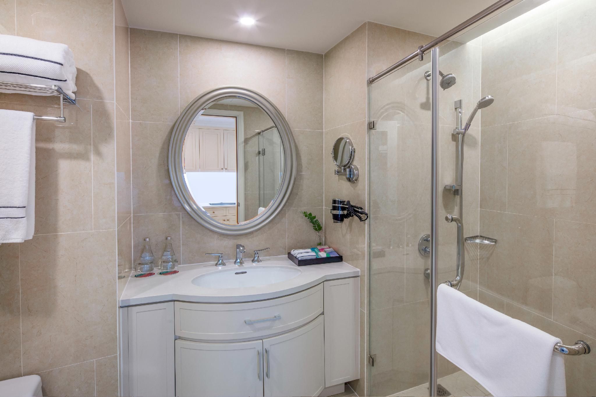 One-Bedroom Suite