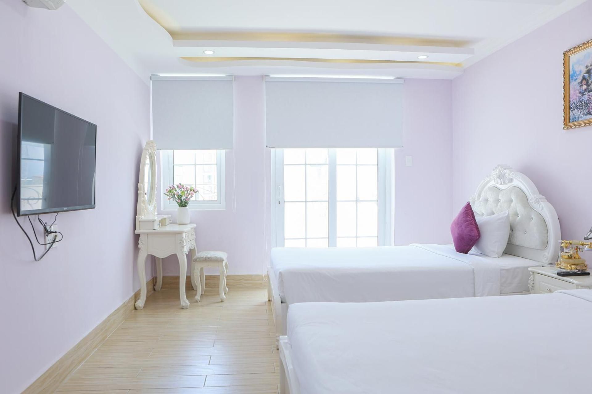 Deluxe Twin Room with Balcony