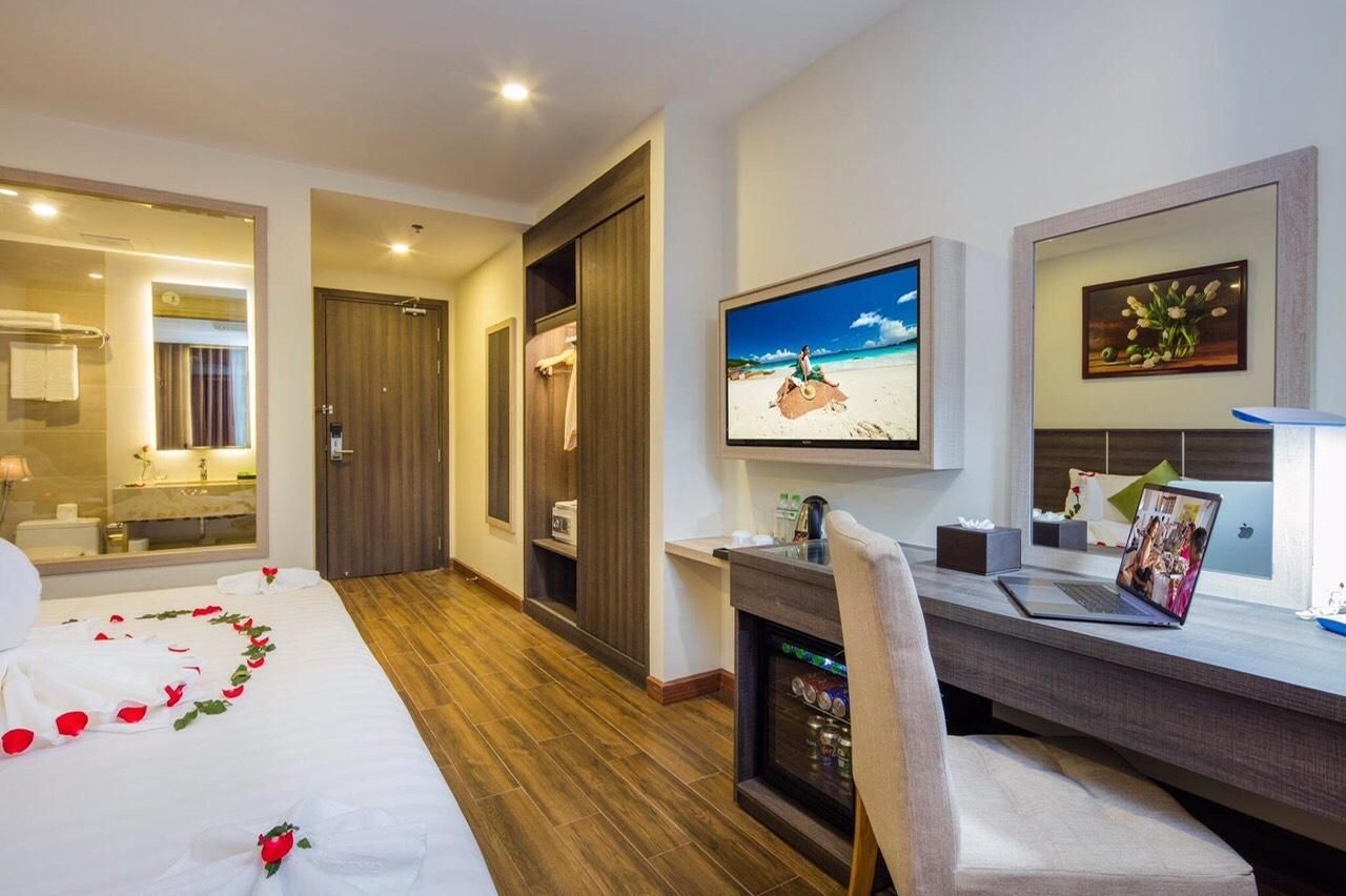 Senior Deluxe Double Room