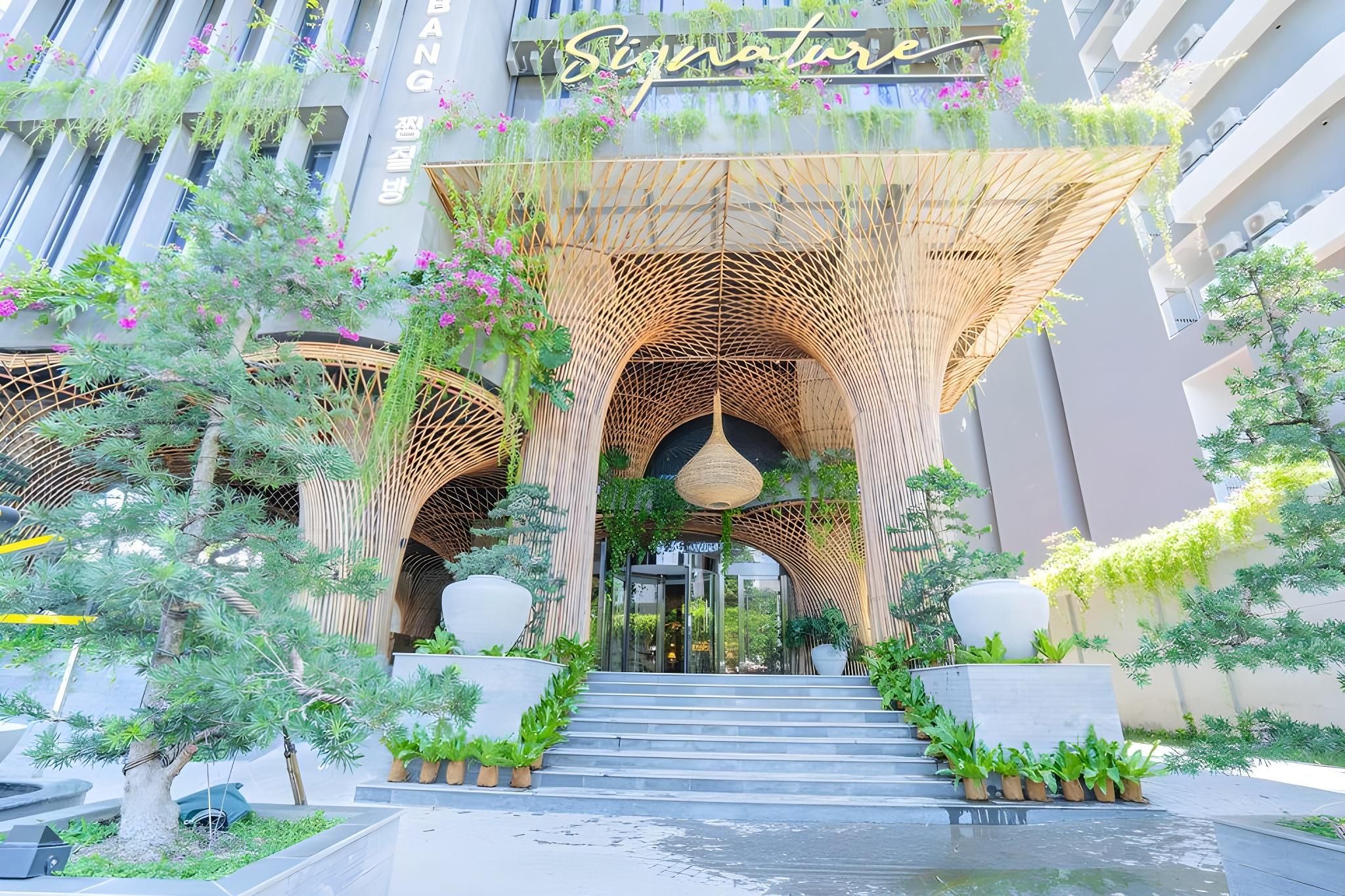 The Signature Hotel Nha Trang