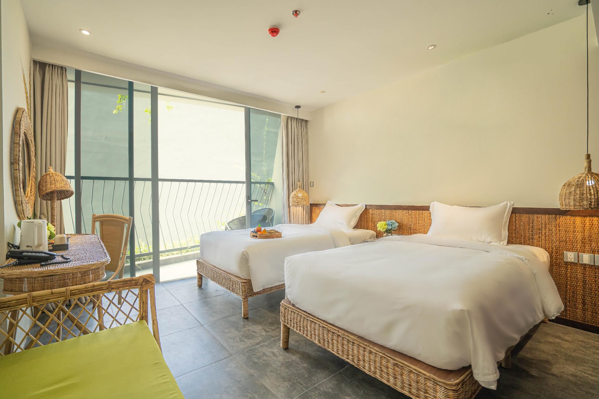 The Signature Hotel Nha Trang Superior Twin Balcony