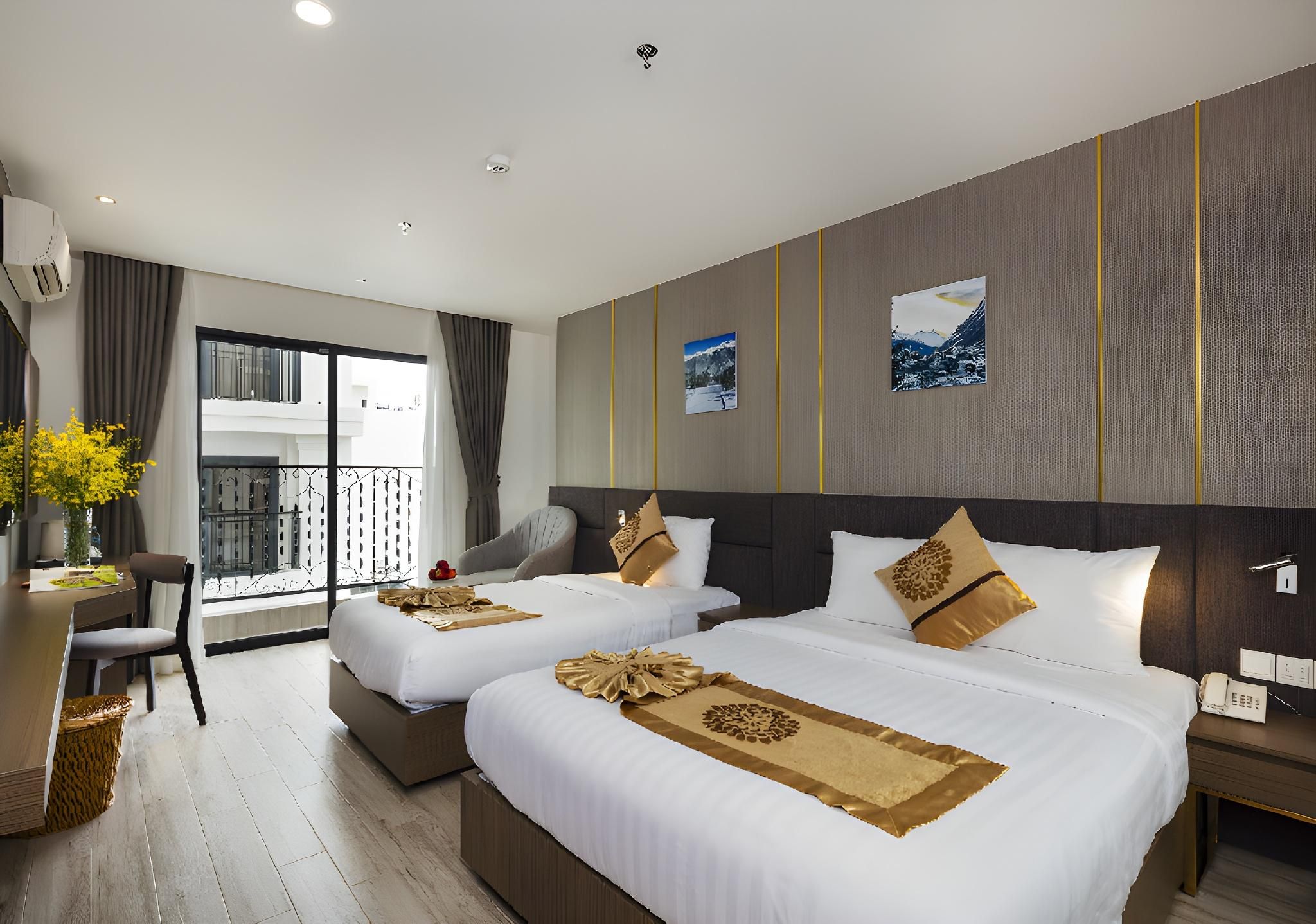 Deluxe Double or Twin with Balcony