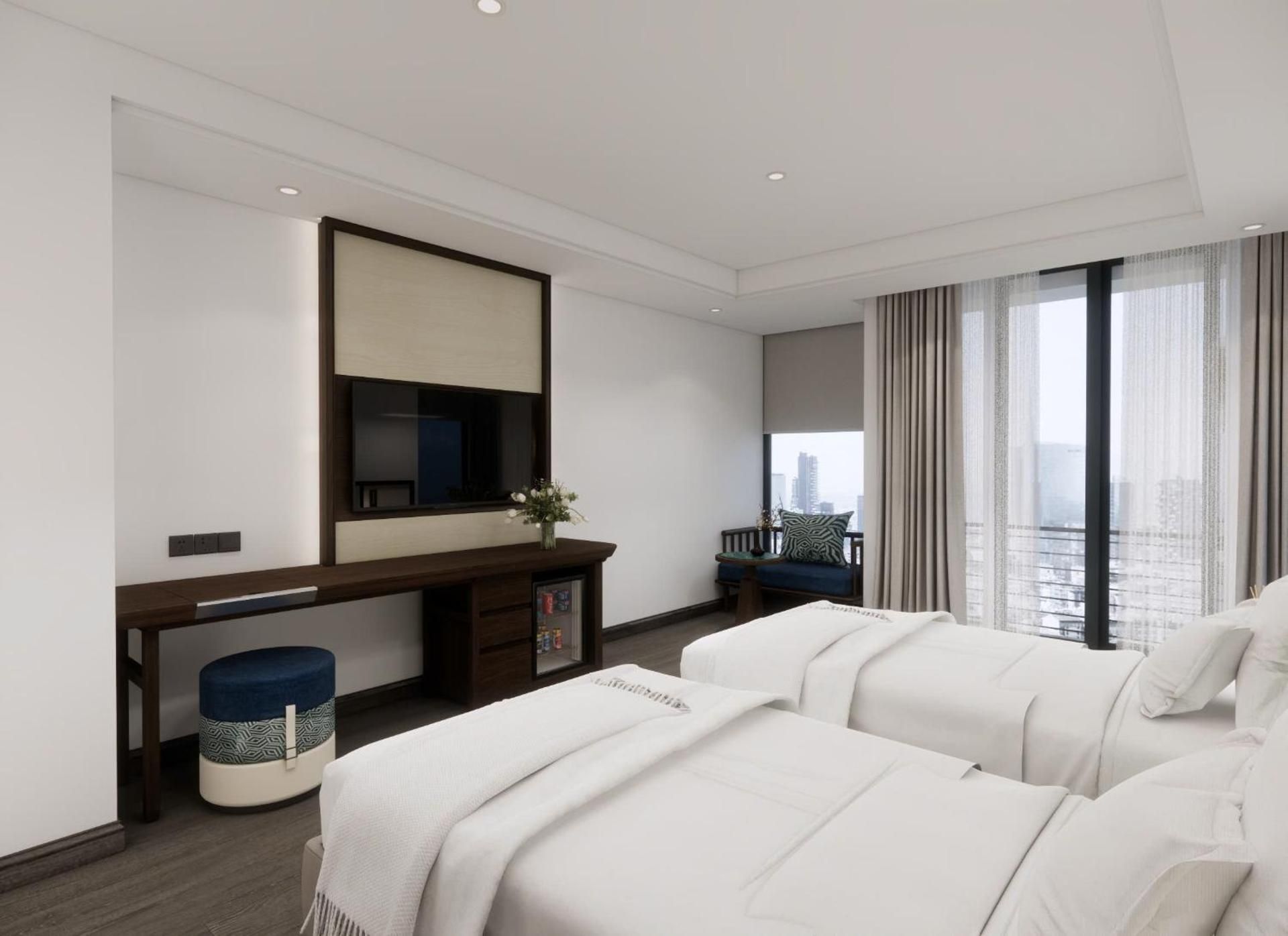 Signature Partial Seaview Double with balcony