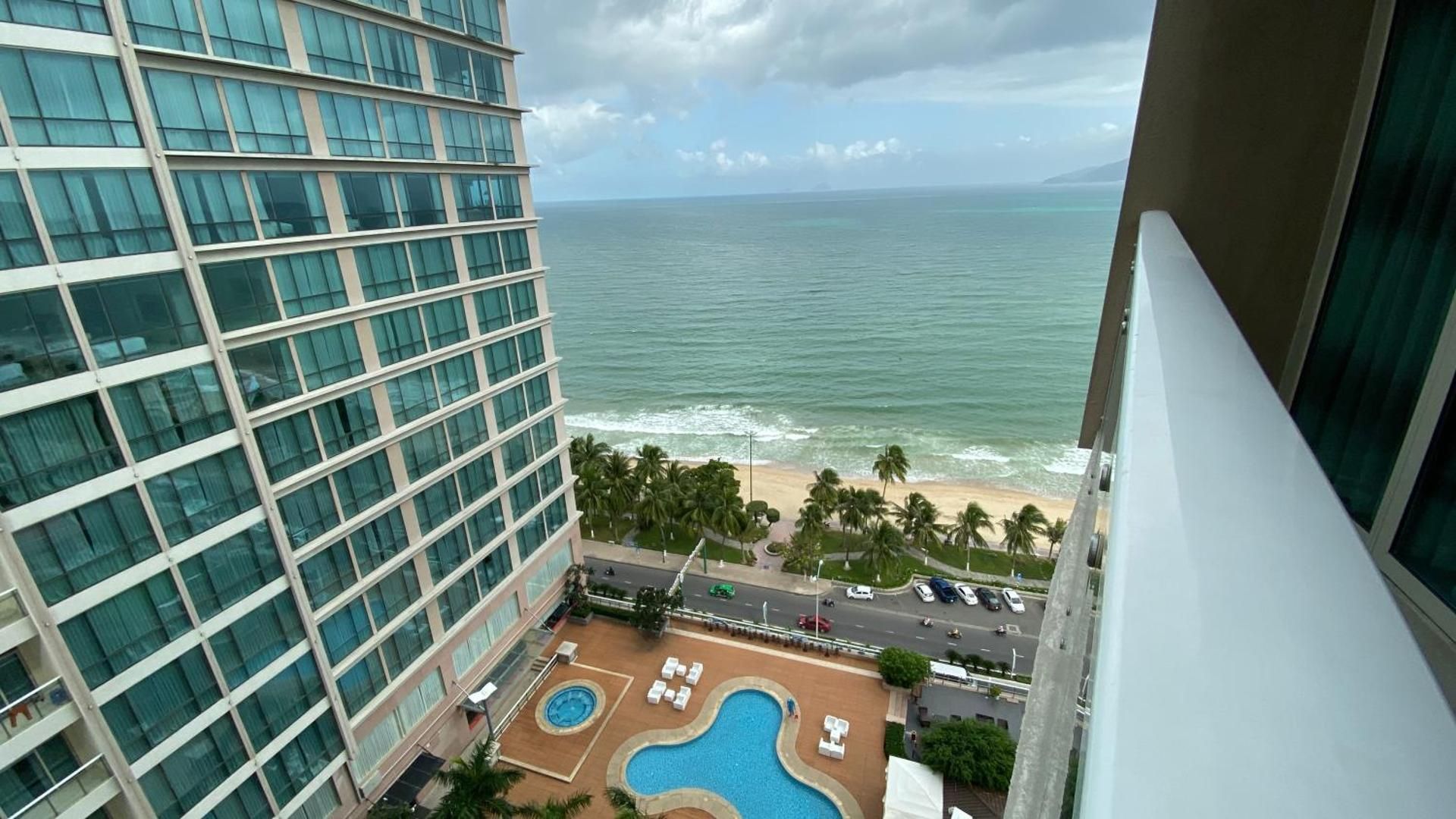 Deluxe Suite with Sea View