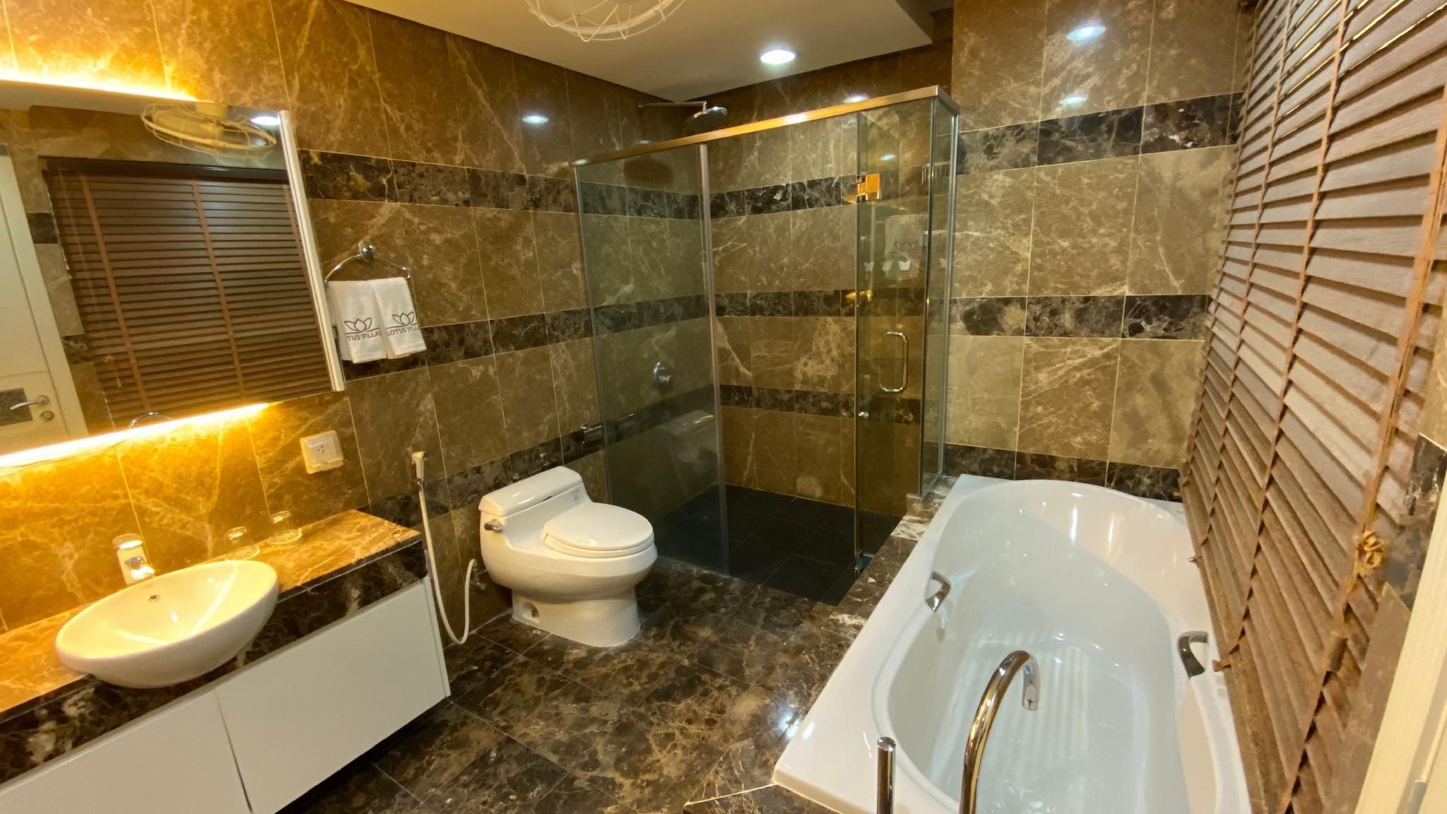 Deluxe Family Suite