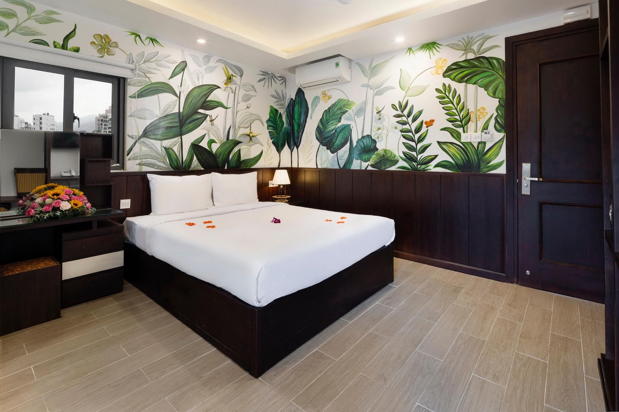 Deluxe City View Double Room
