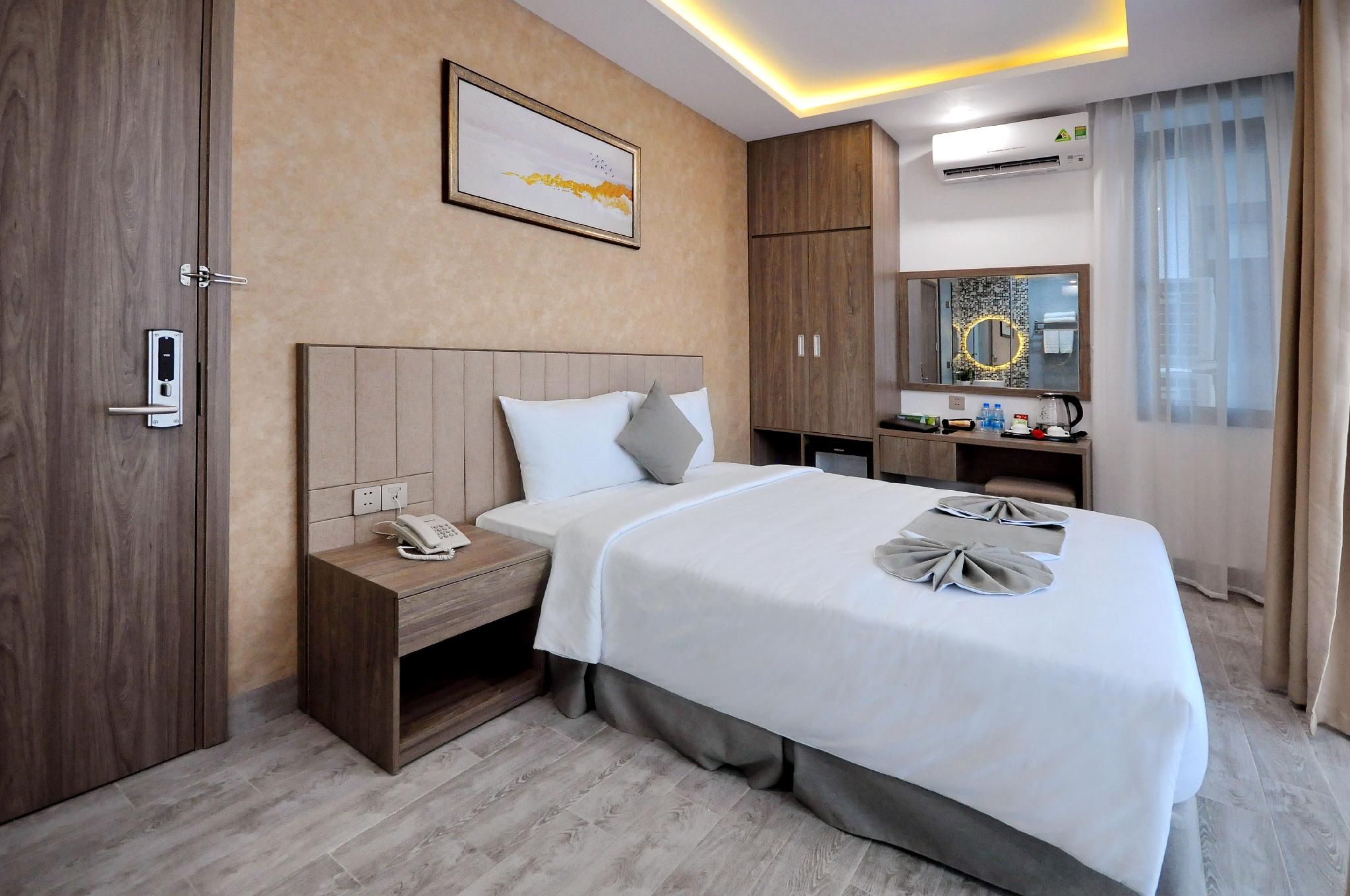 Superior Room with 1 Double Bed