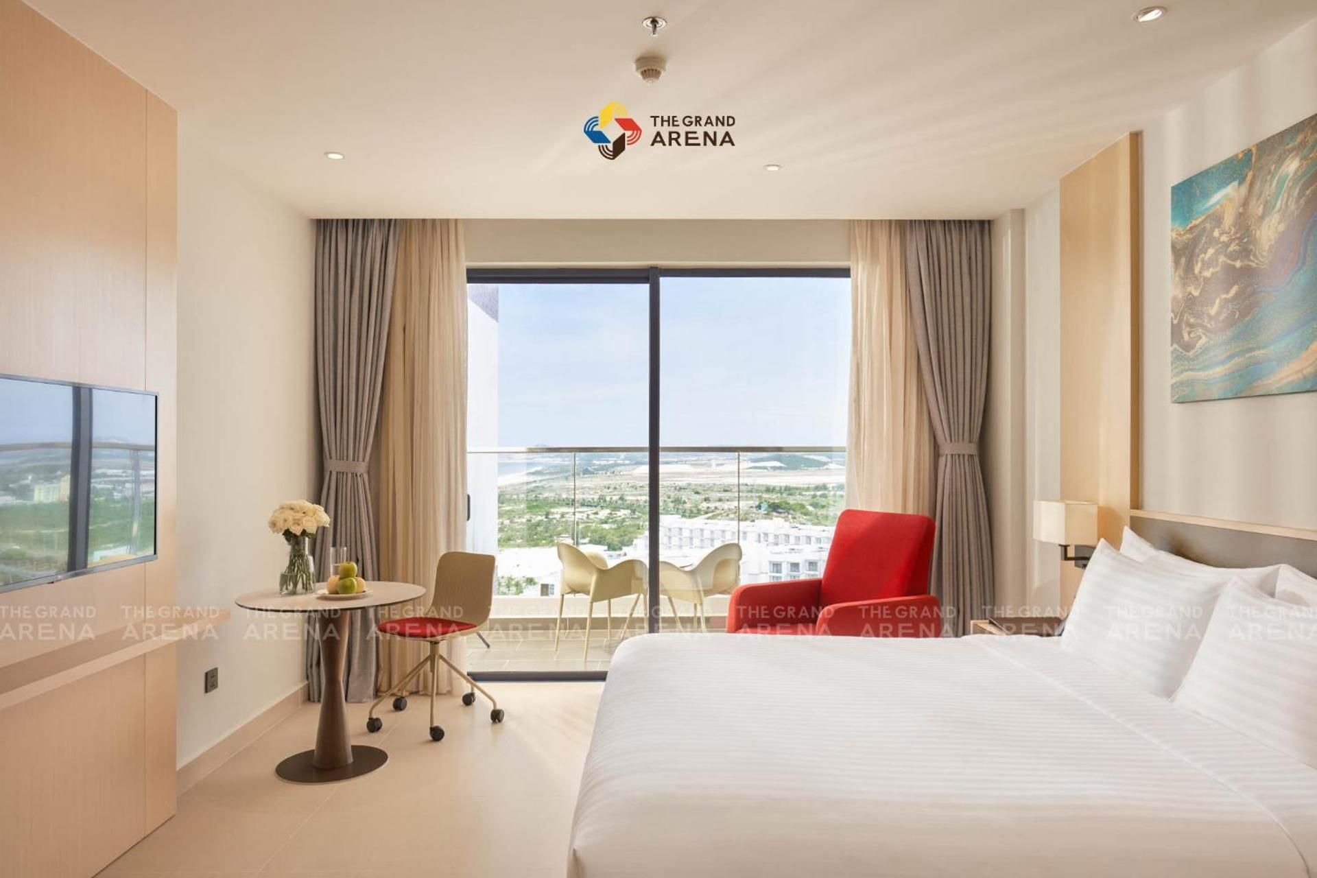 Deluxe King Room with Balcony
