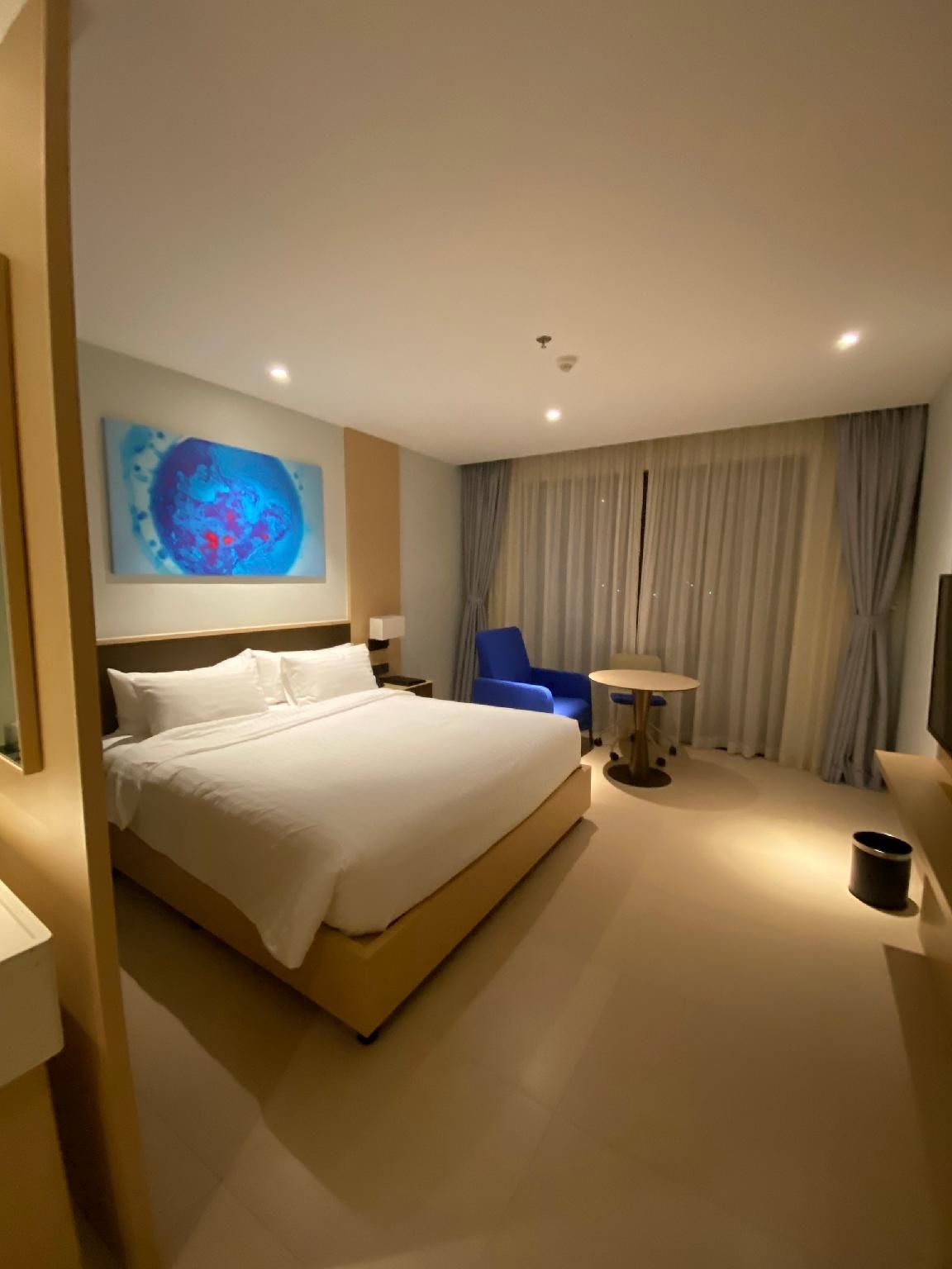 Panoramic Oceanfront Room