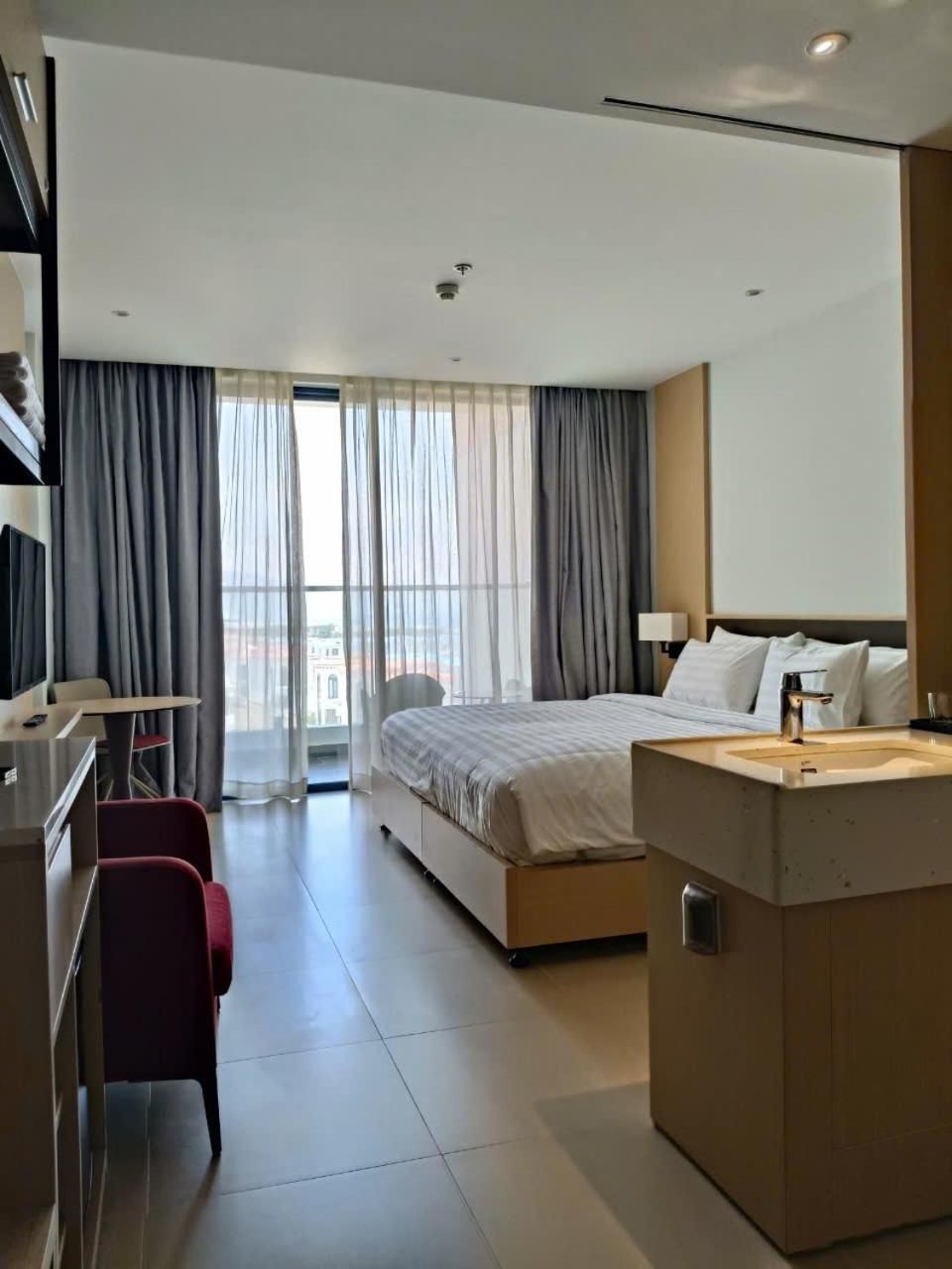 Deluxe Double or Twin Room with Sea View