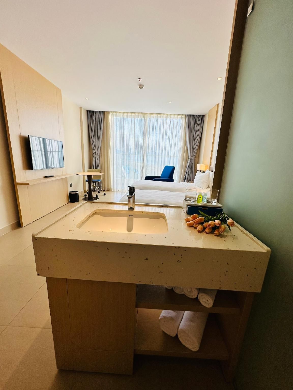 Twin Room for 2 Adults and 2 Children