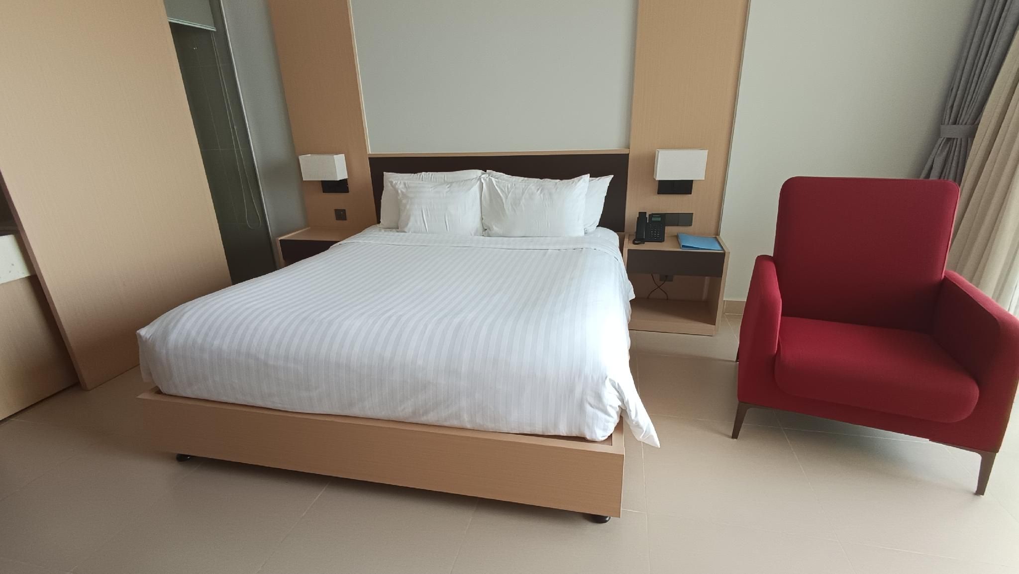 King Room with Garden View