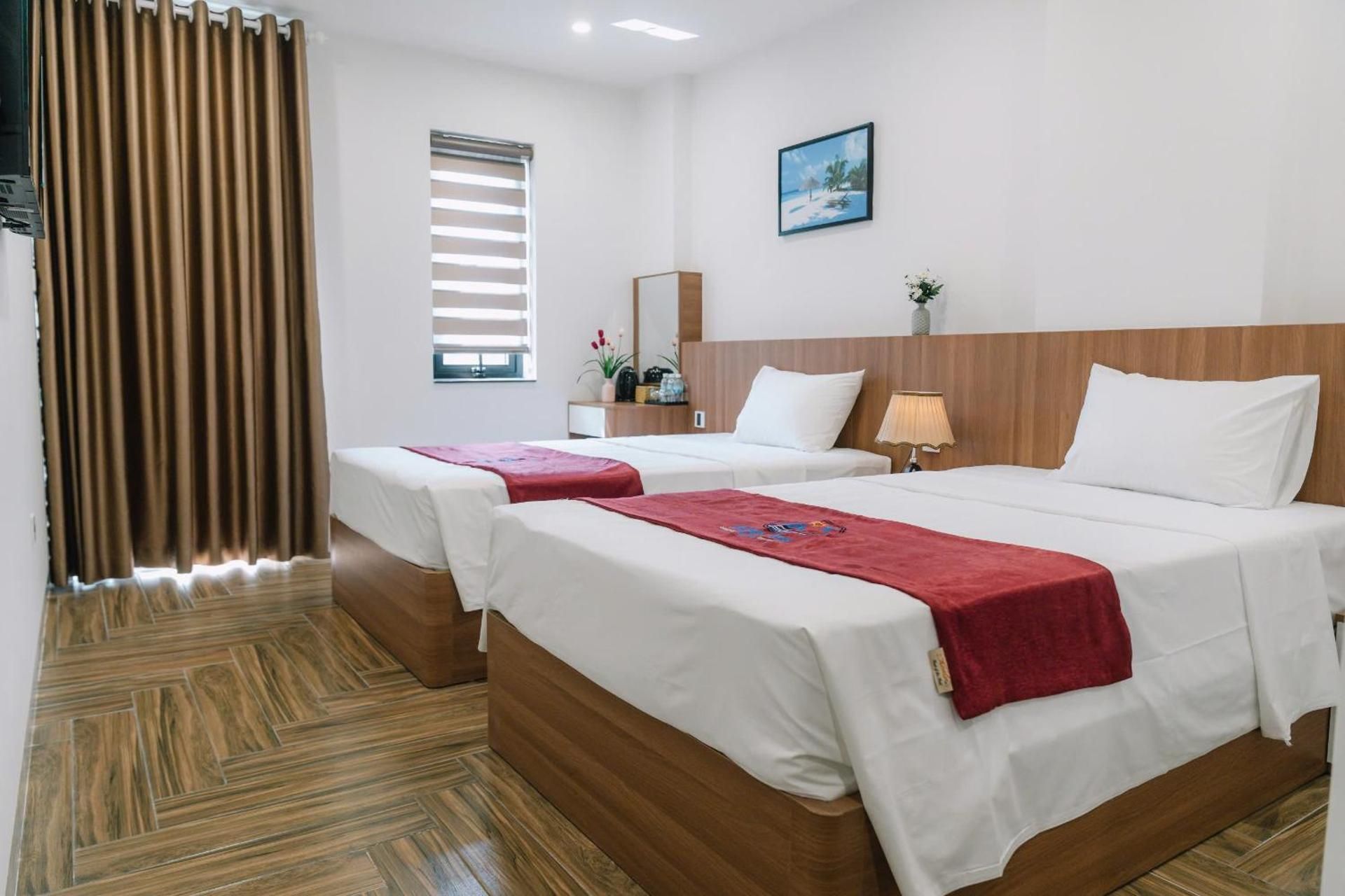 Twin Room with Balcony