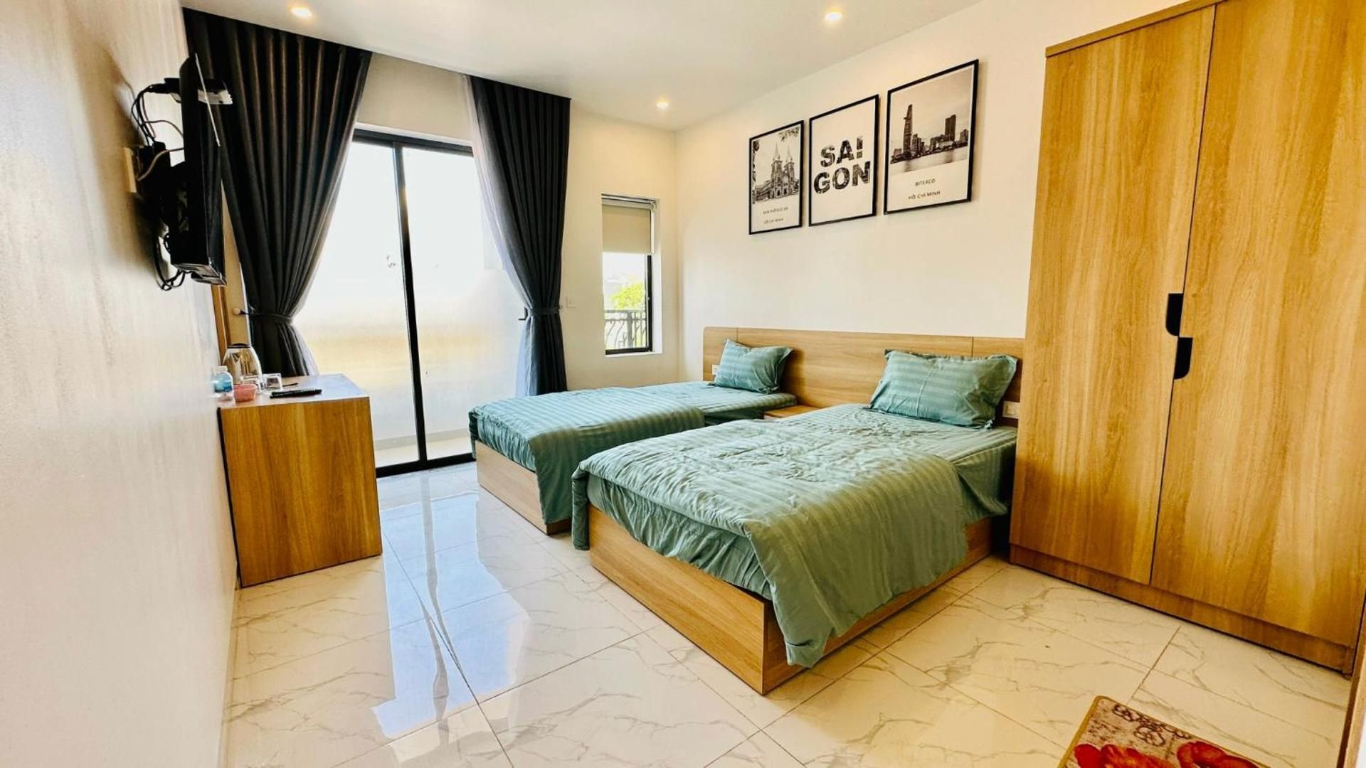 Twin Bed Room