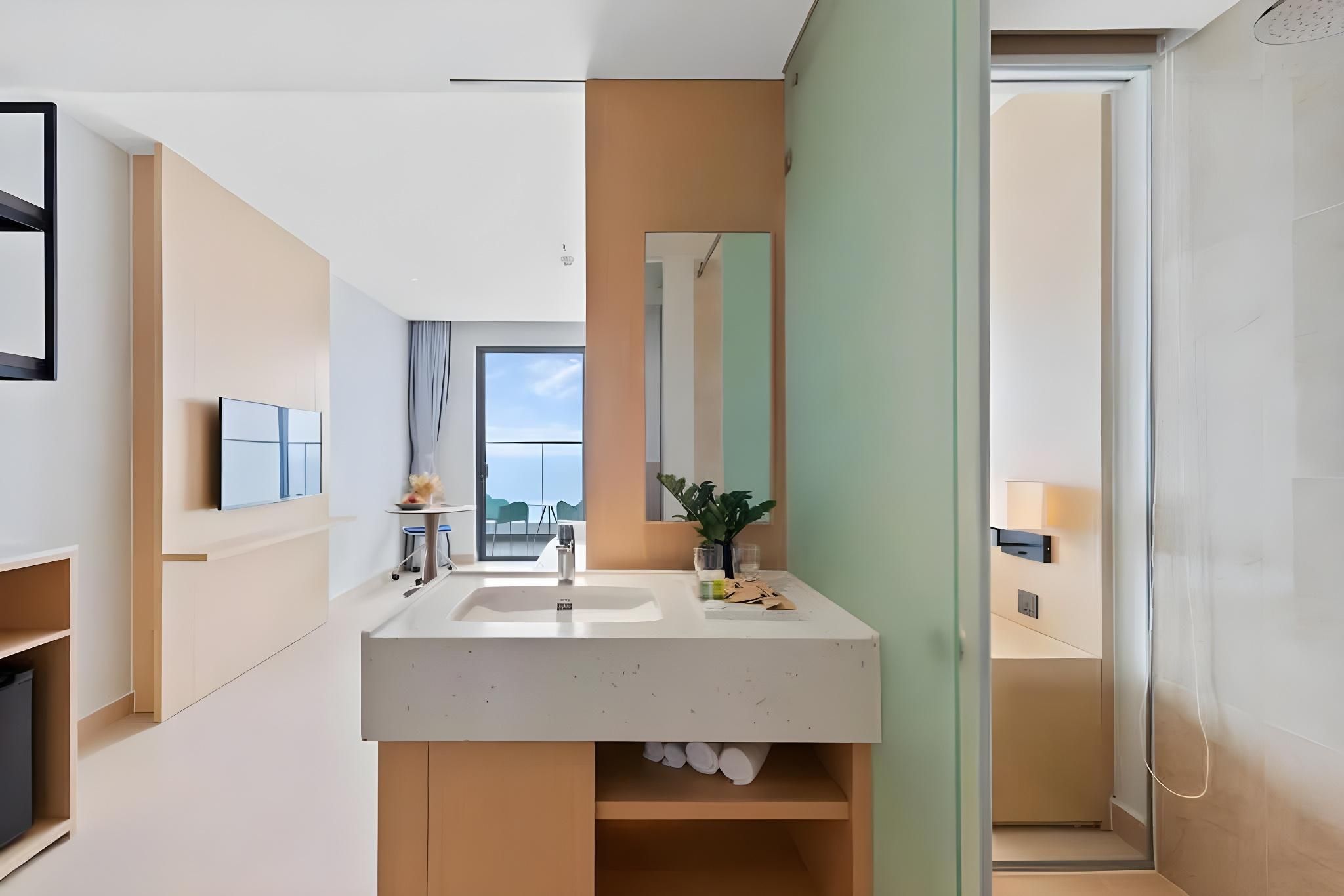 Studio - Twin Room with Balcony
