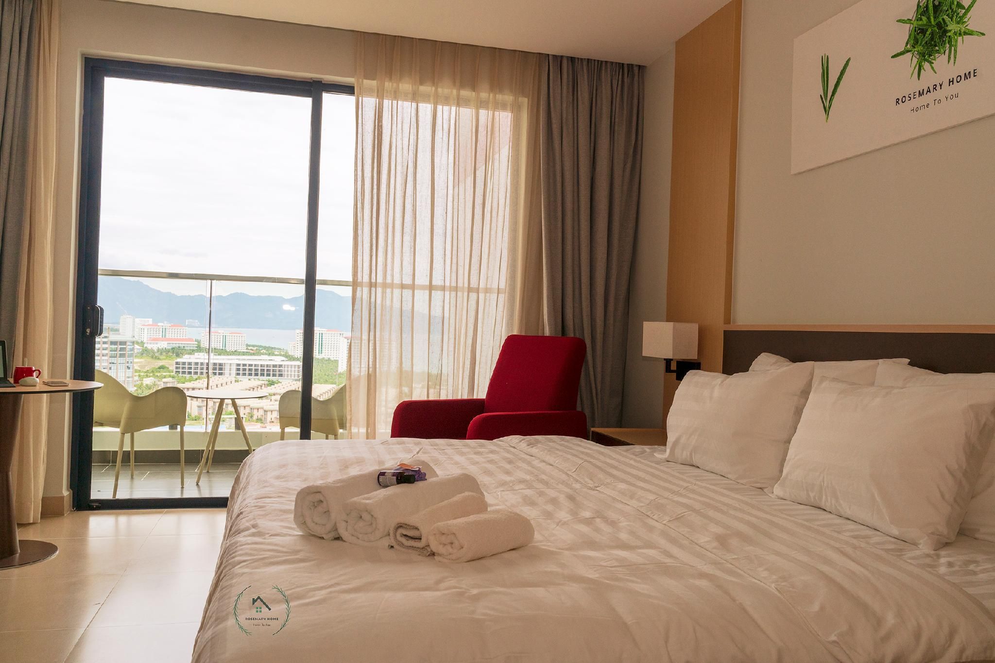 Deluxe Sea View Room