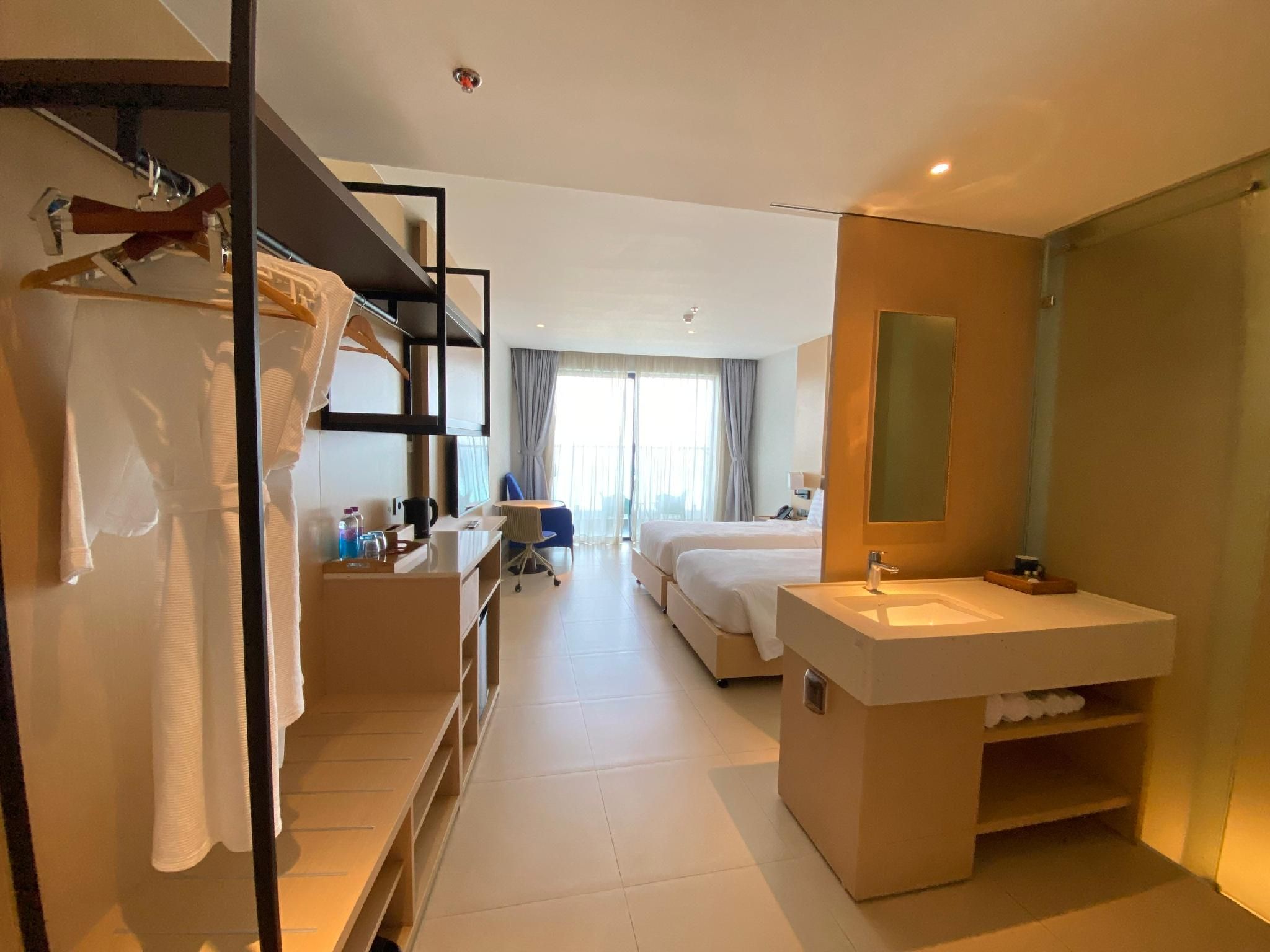 Deluxe Seaview Terrace