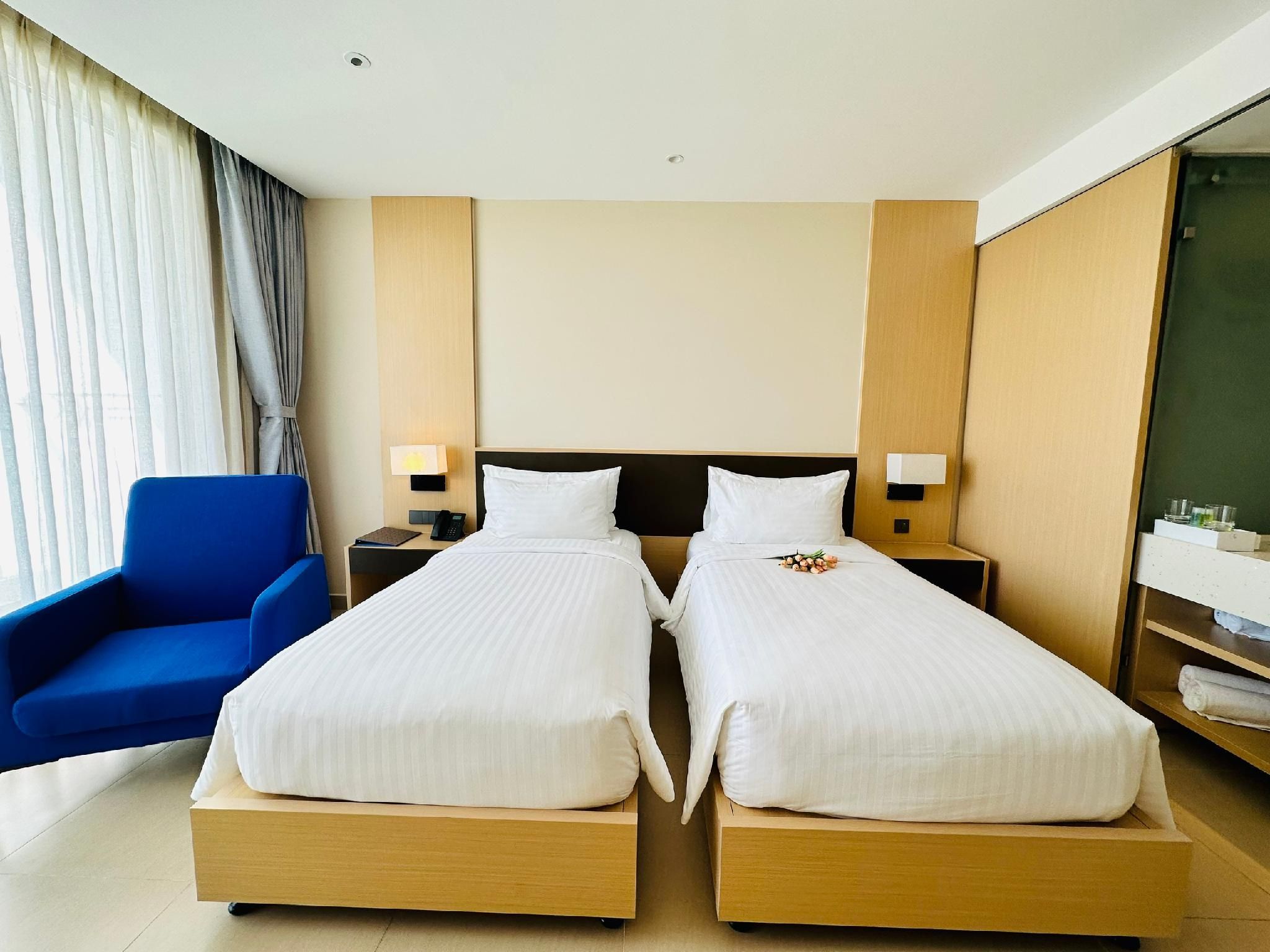 Deluxe King Or Twin Room