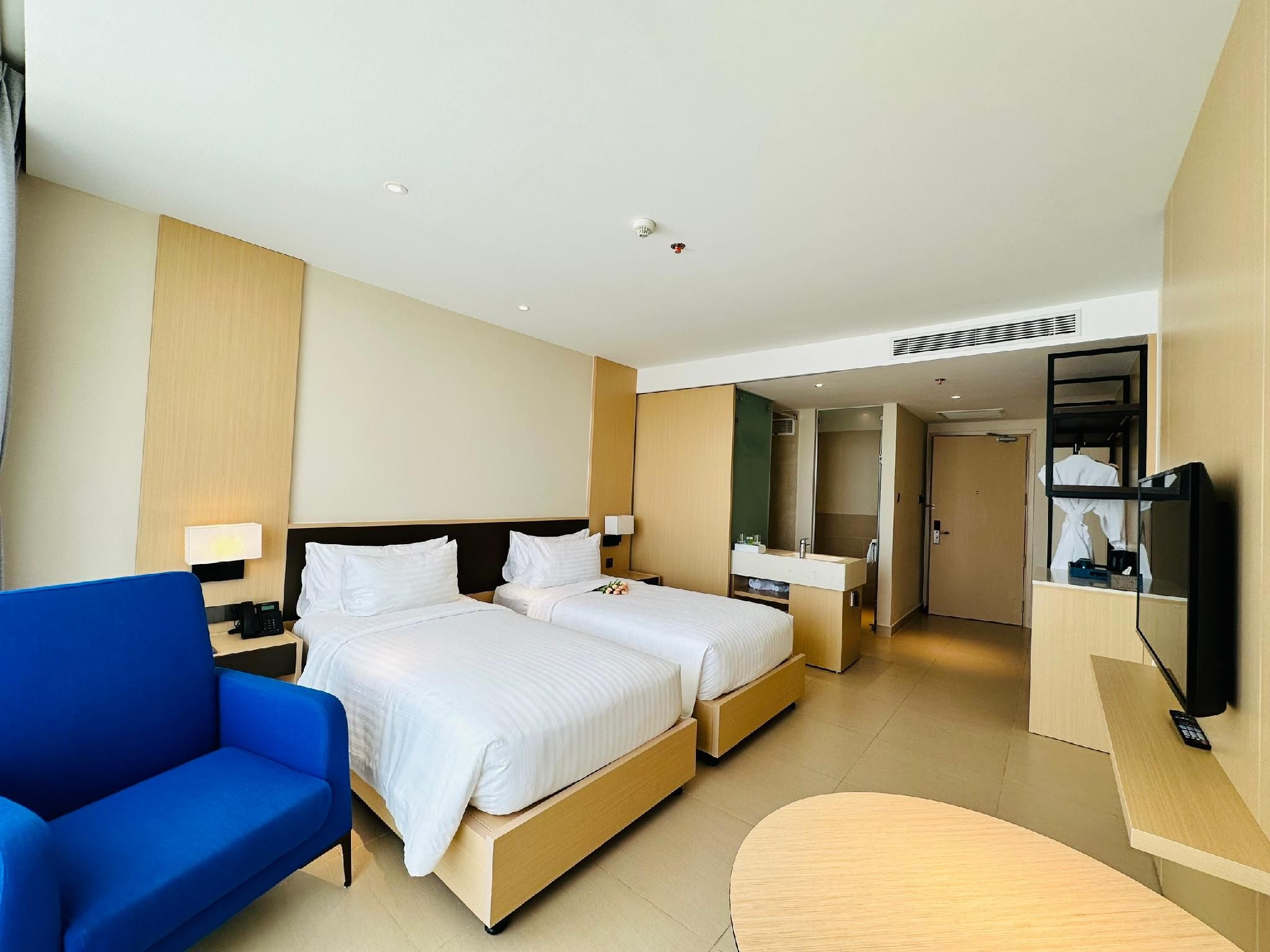 Deluxe King Or Twin Room