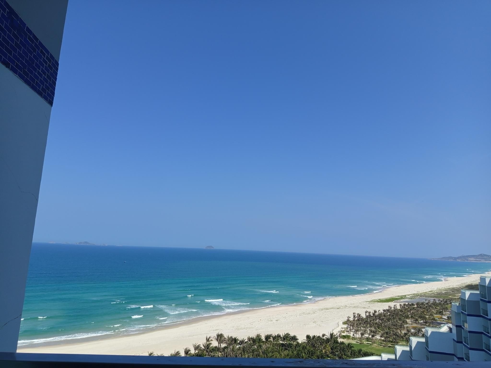 Premier Oceanfront King Room