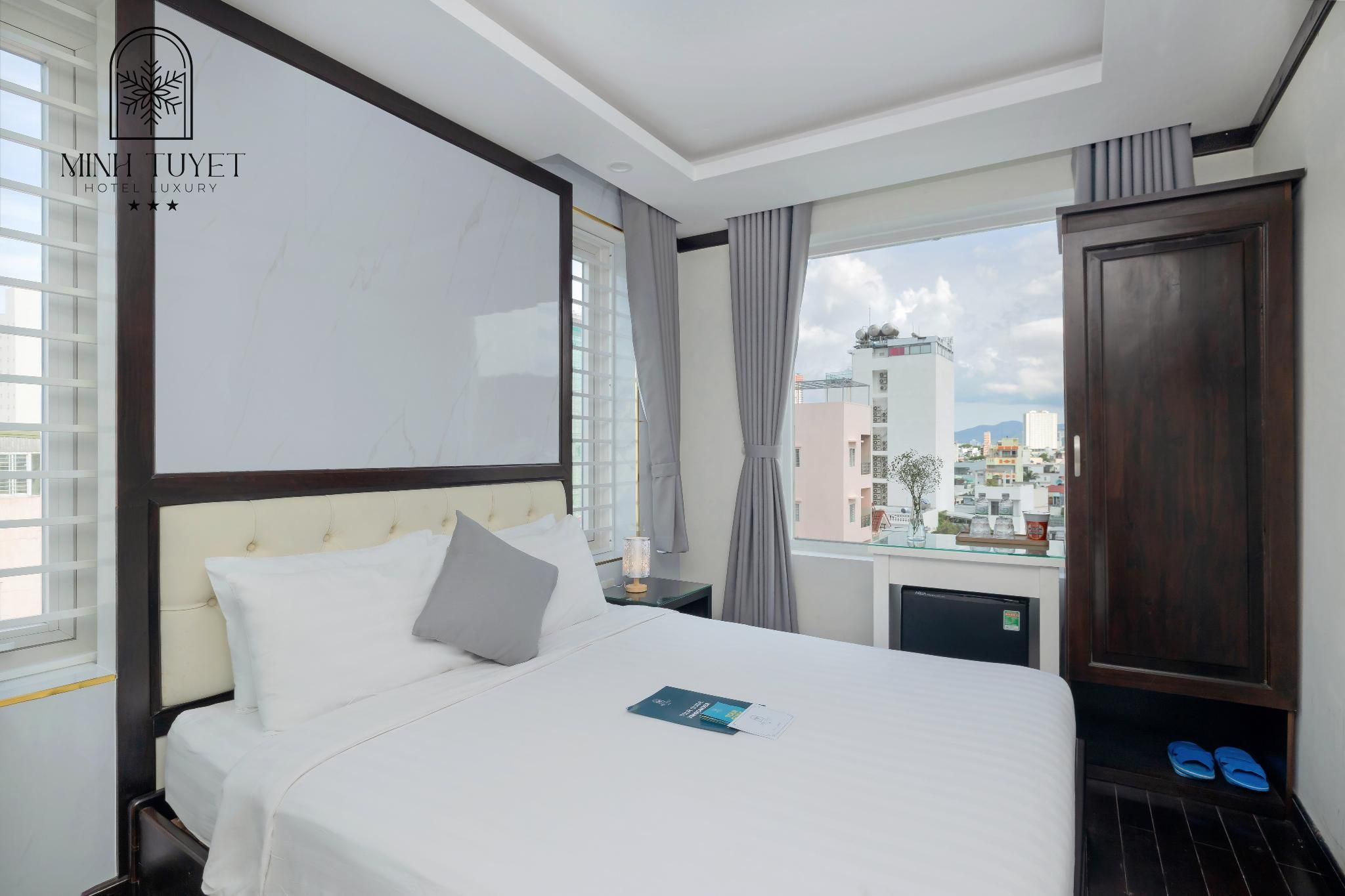 Standard Queen Room