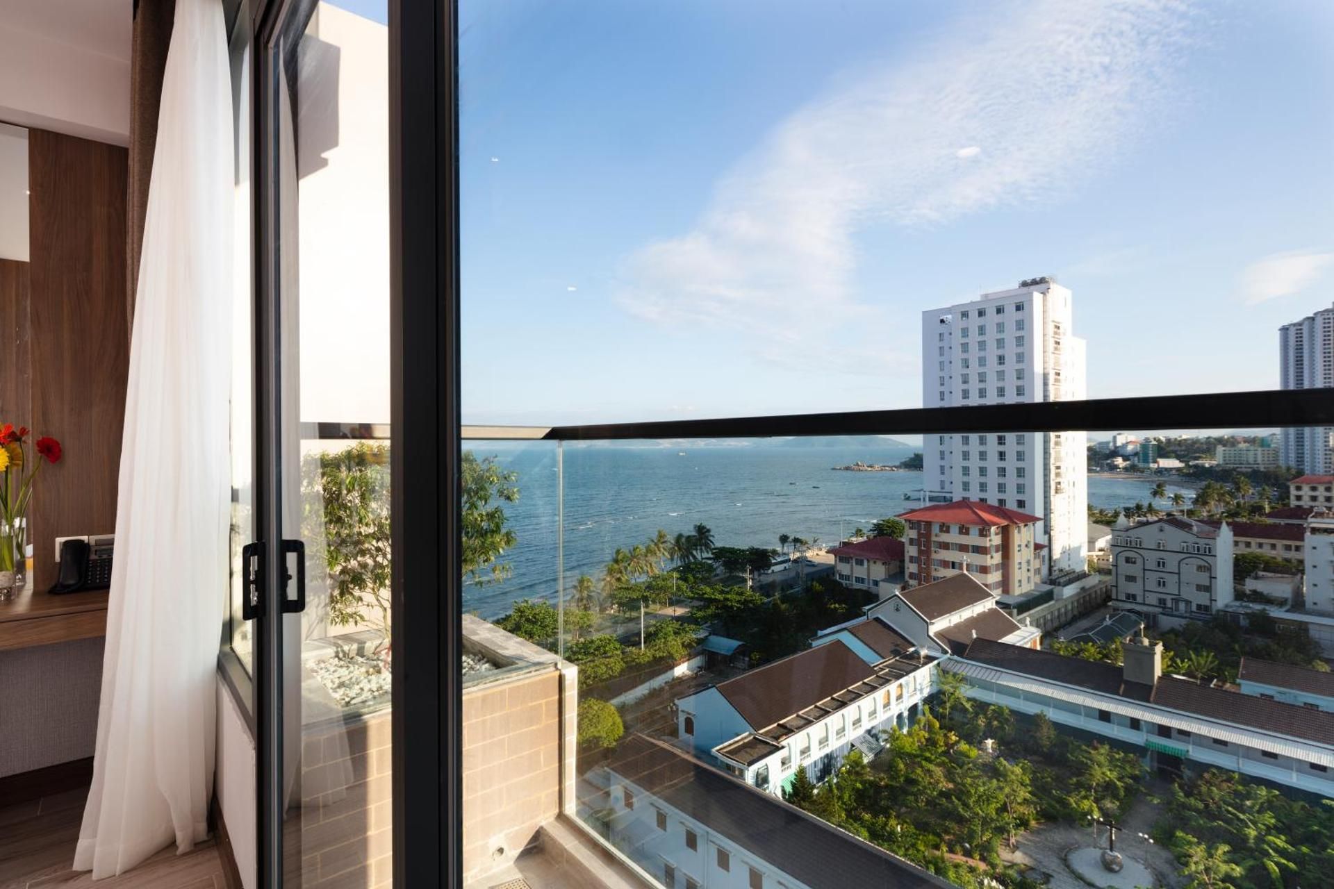 Senior Deluxe Sea View Double or Twin Room with Balcony