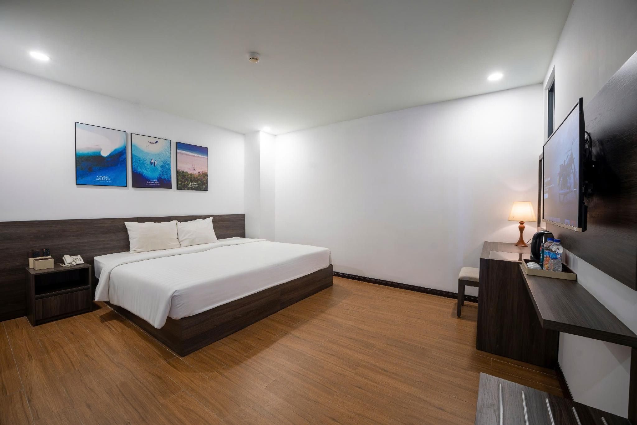 Standard - 1 Bed Double Non-Smoking
