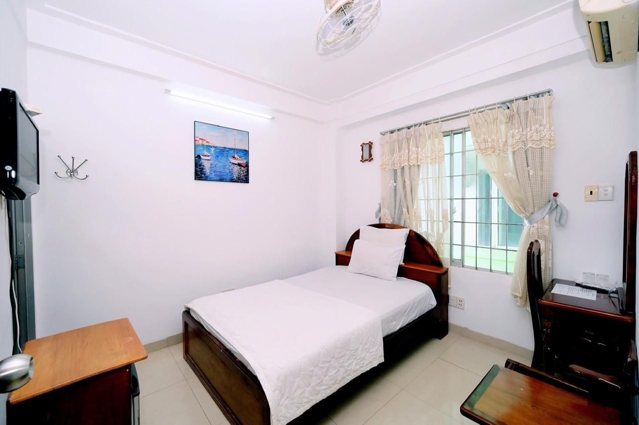 Standard Double Fan Room