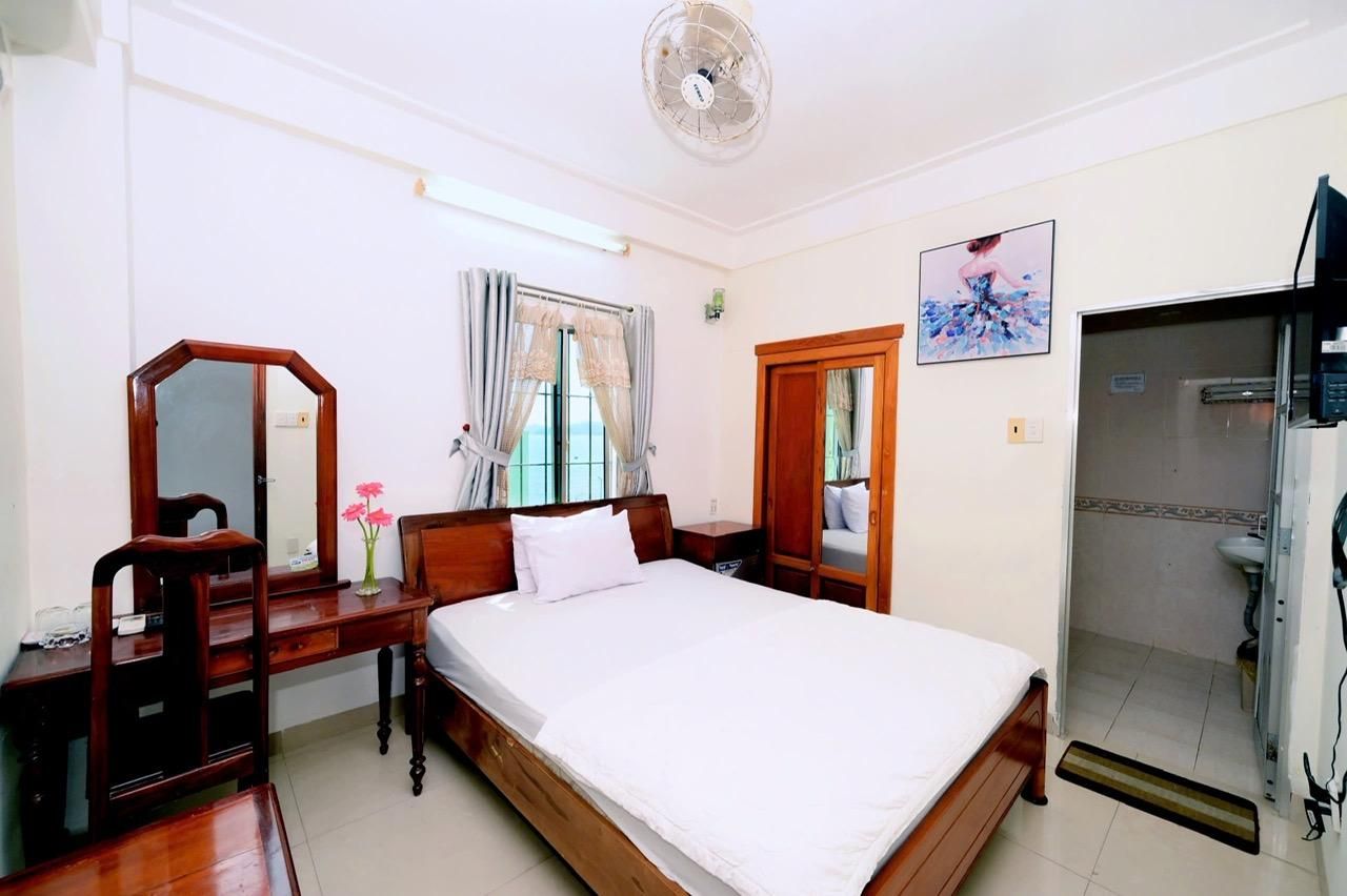 Standard Double Fan Room