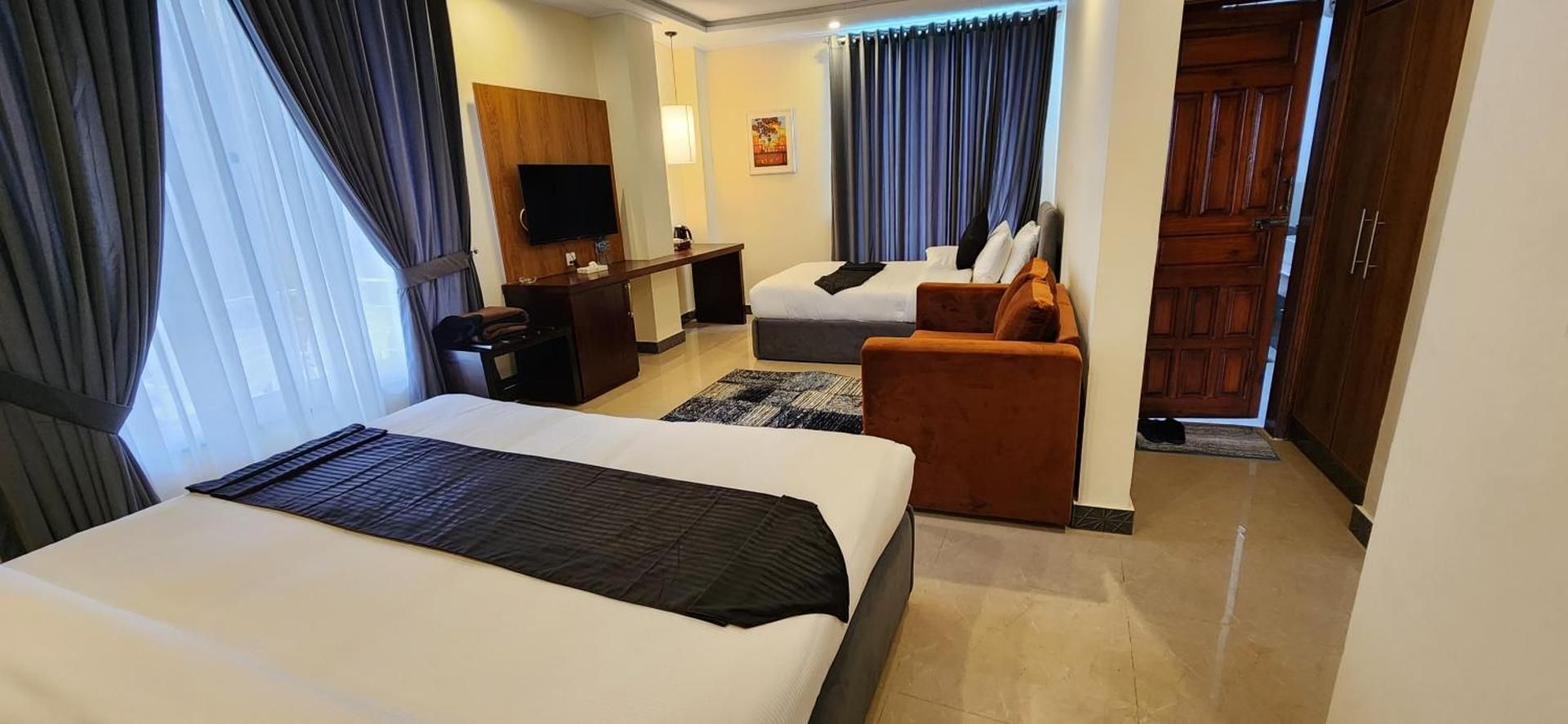 Triple Room with Balcony