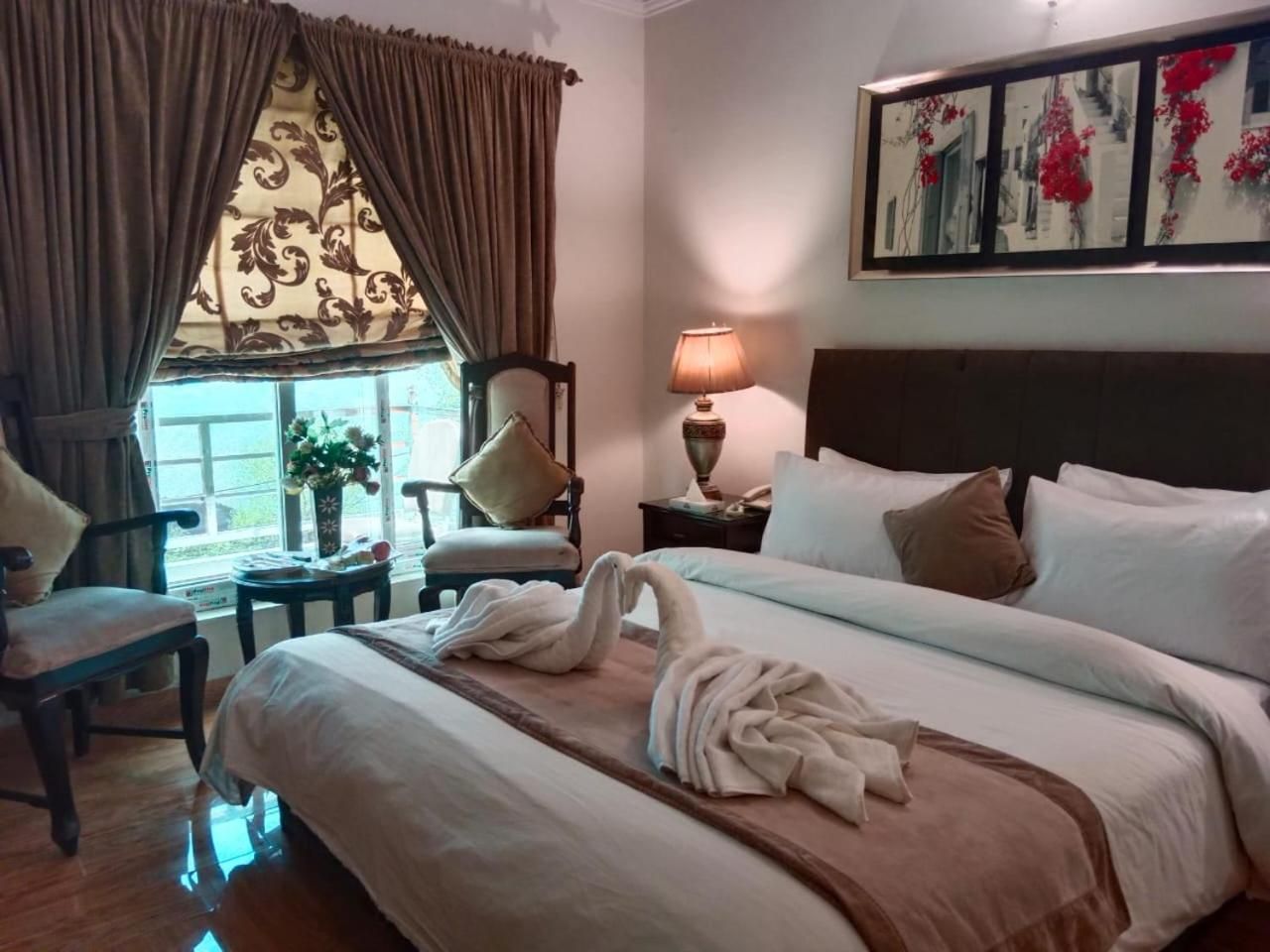 Deluxe Double Room with Balcony