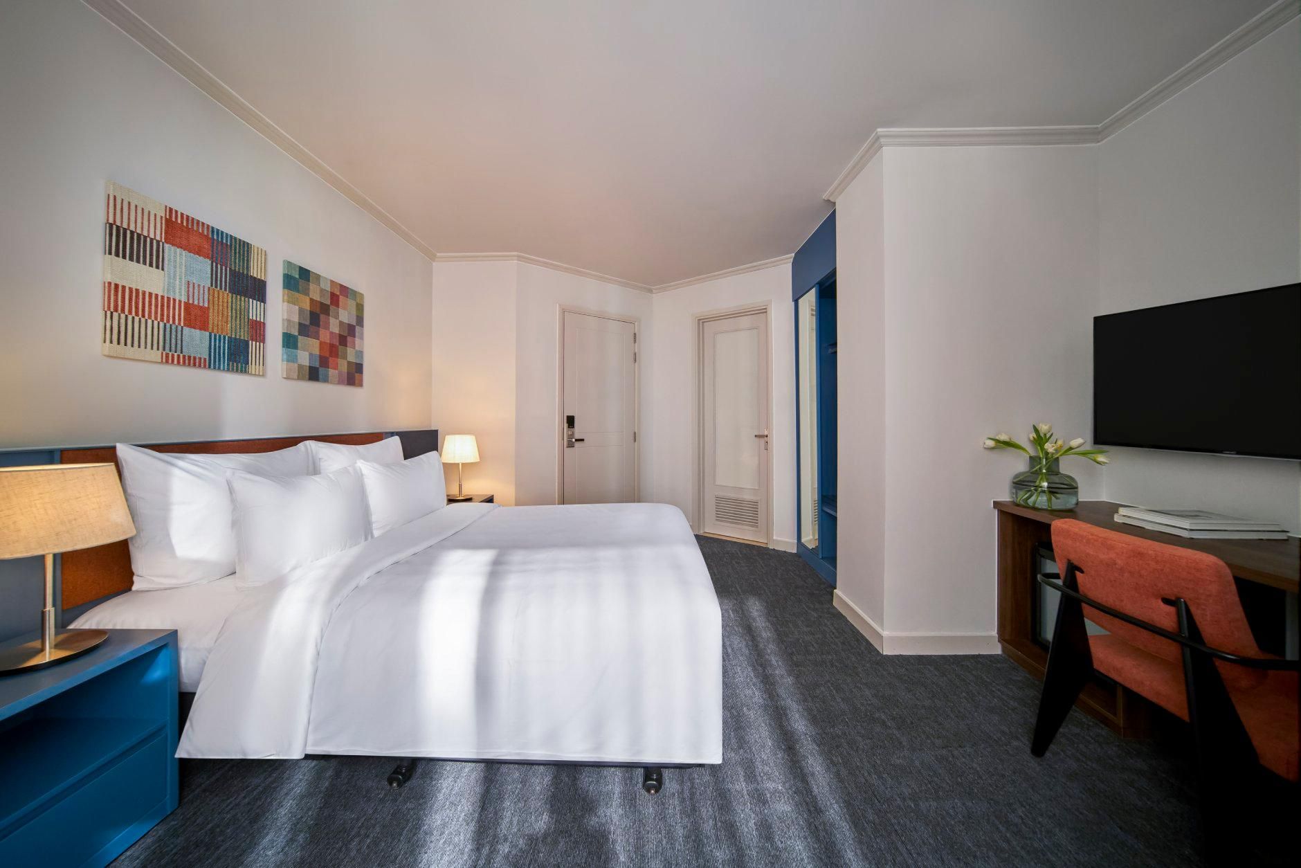 Superior City View Room