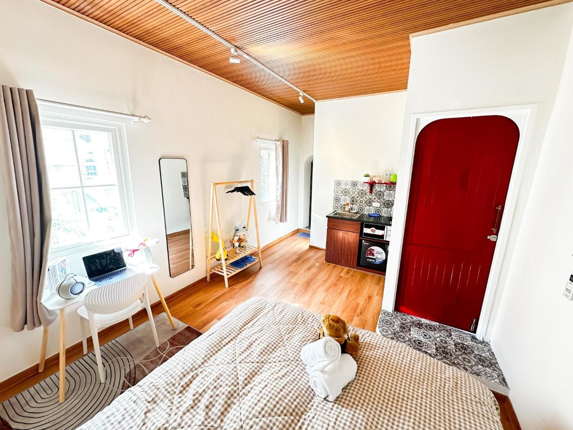 Double Room with Private Bathroom