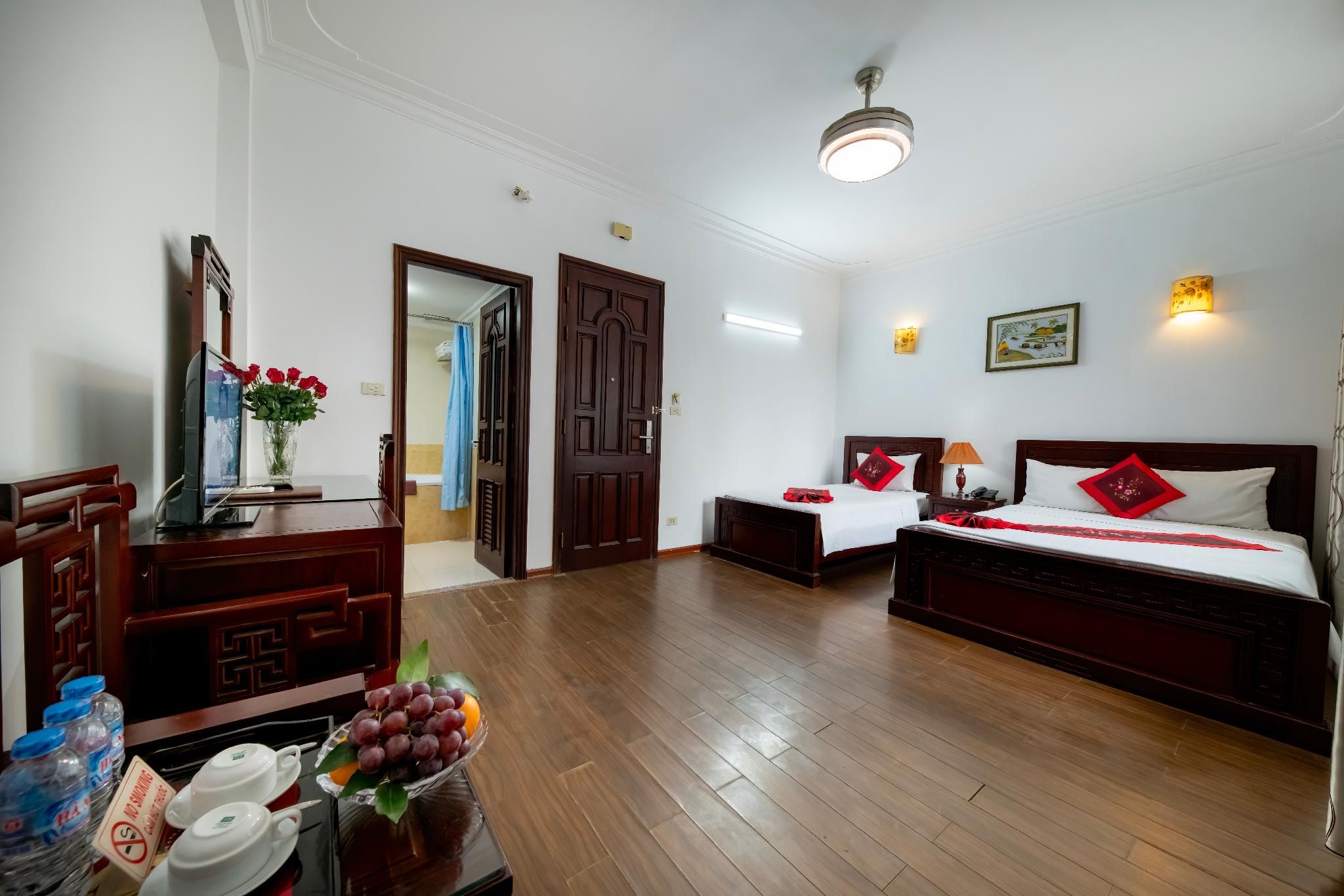 Triple Bedroom