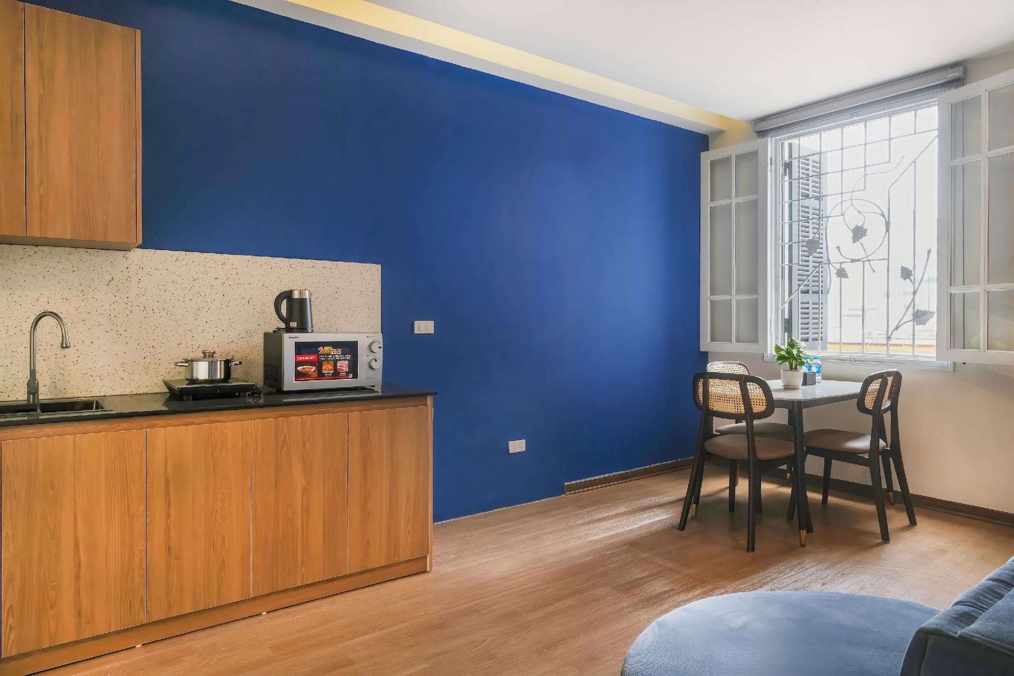 Apartment - 2 Adults, 1 Child