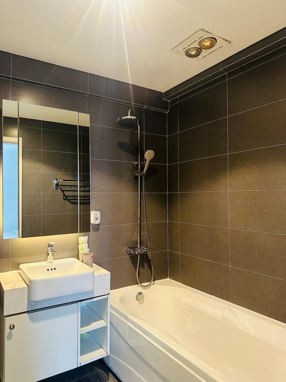 1-Bedroom Apartment