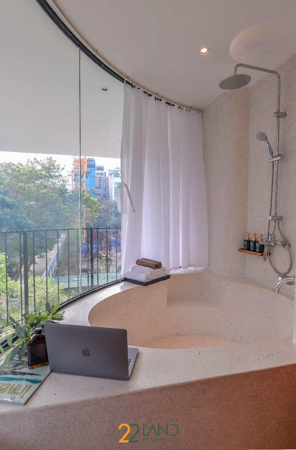 Suite Balcony